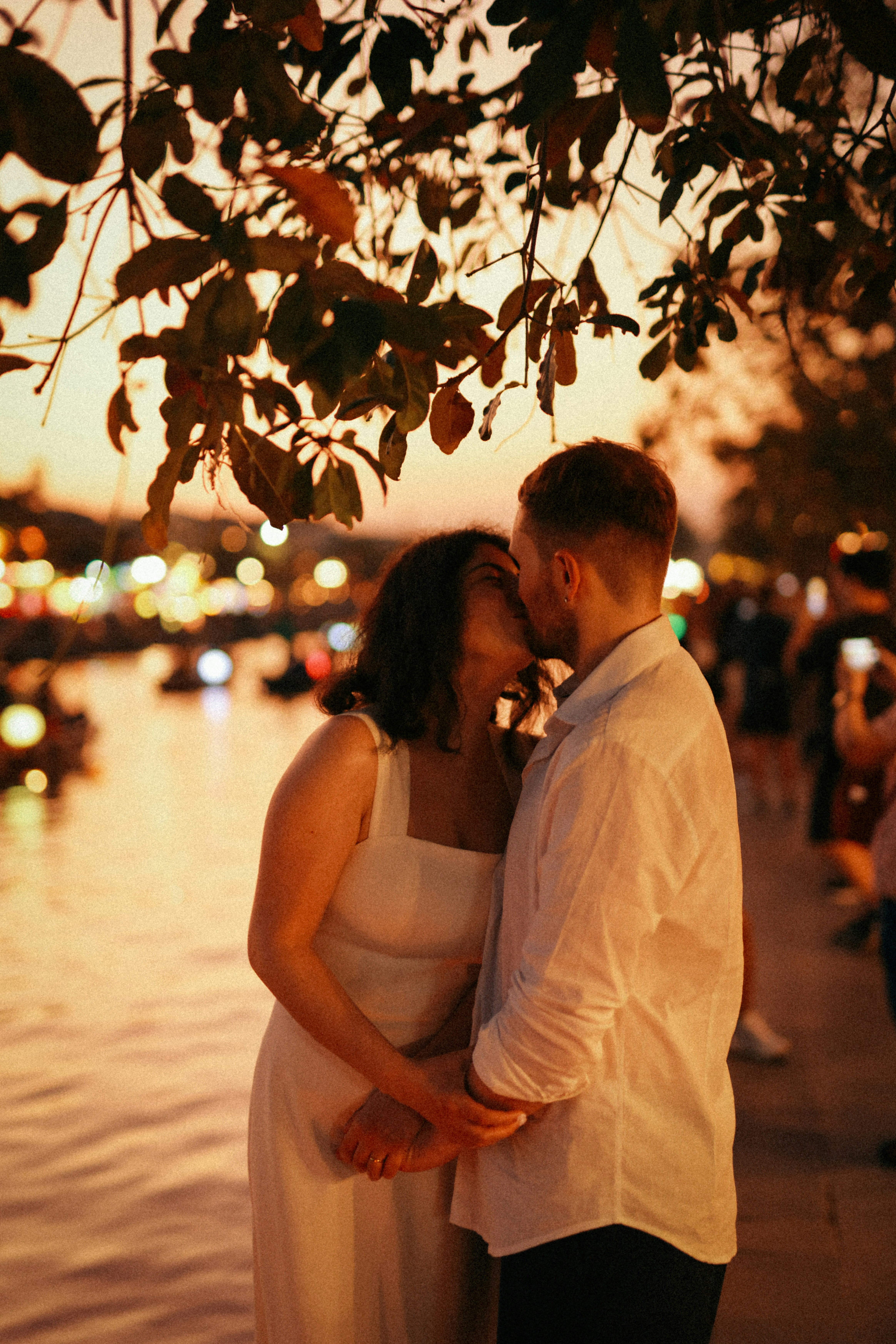 romantic wedding lights, wallpaper, Romantic Wedding Lighting: Ideas & Inspiration 4