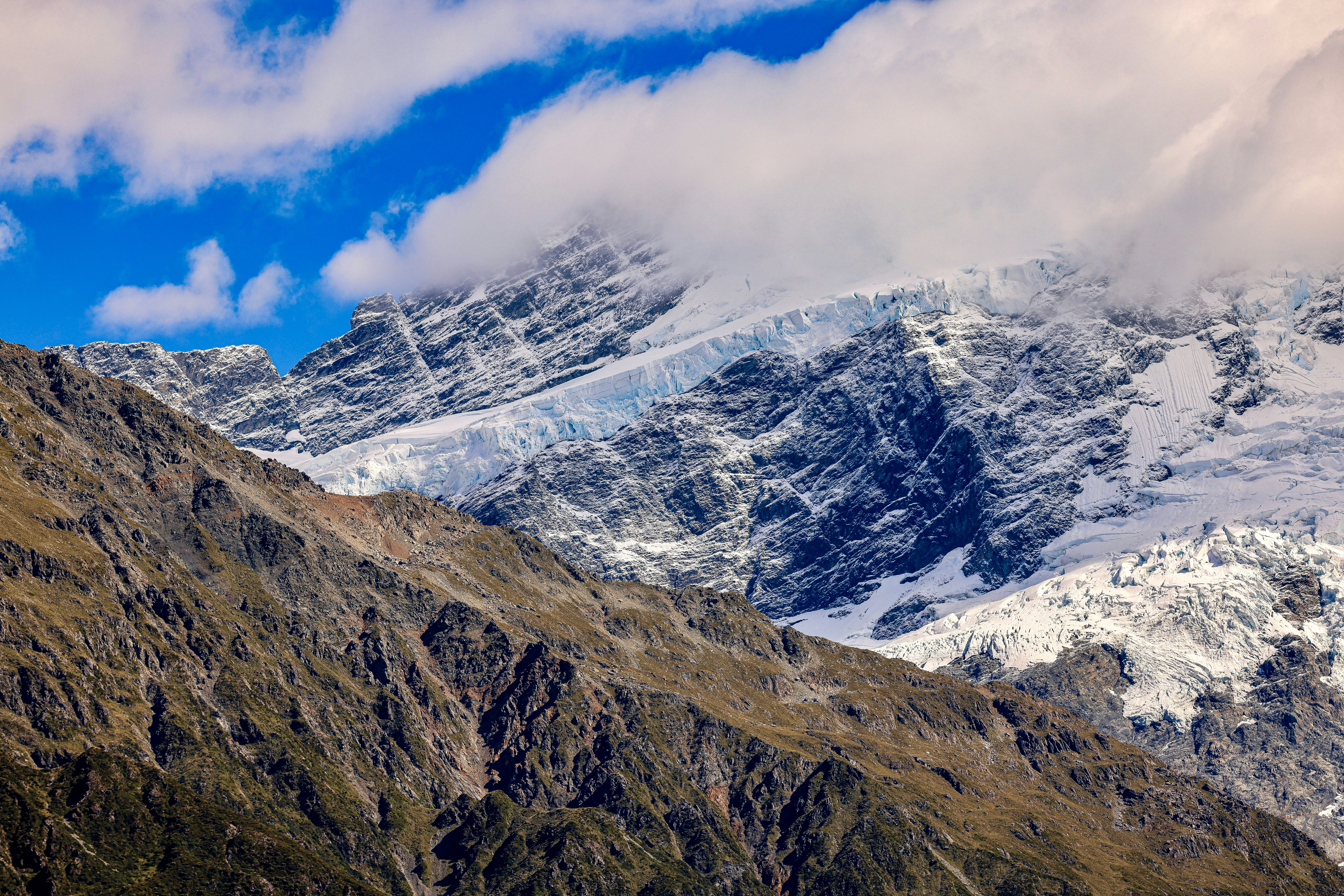 Photo by maximilian_brand