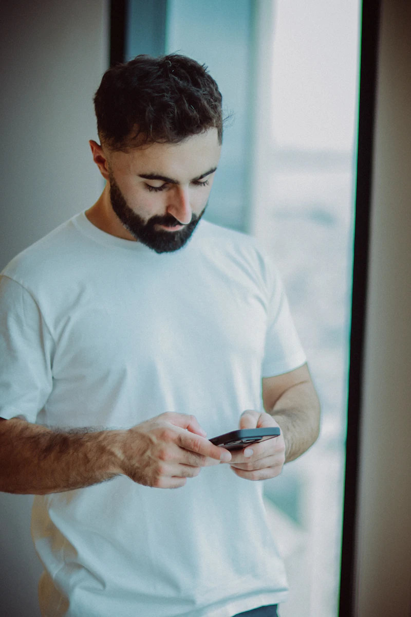 SMS Notifications for Farmers: How to Reach Customers with 98% Open Rates