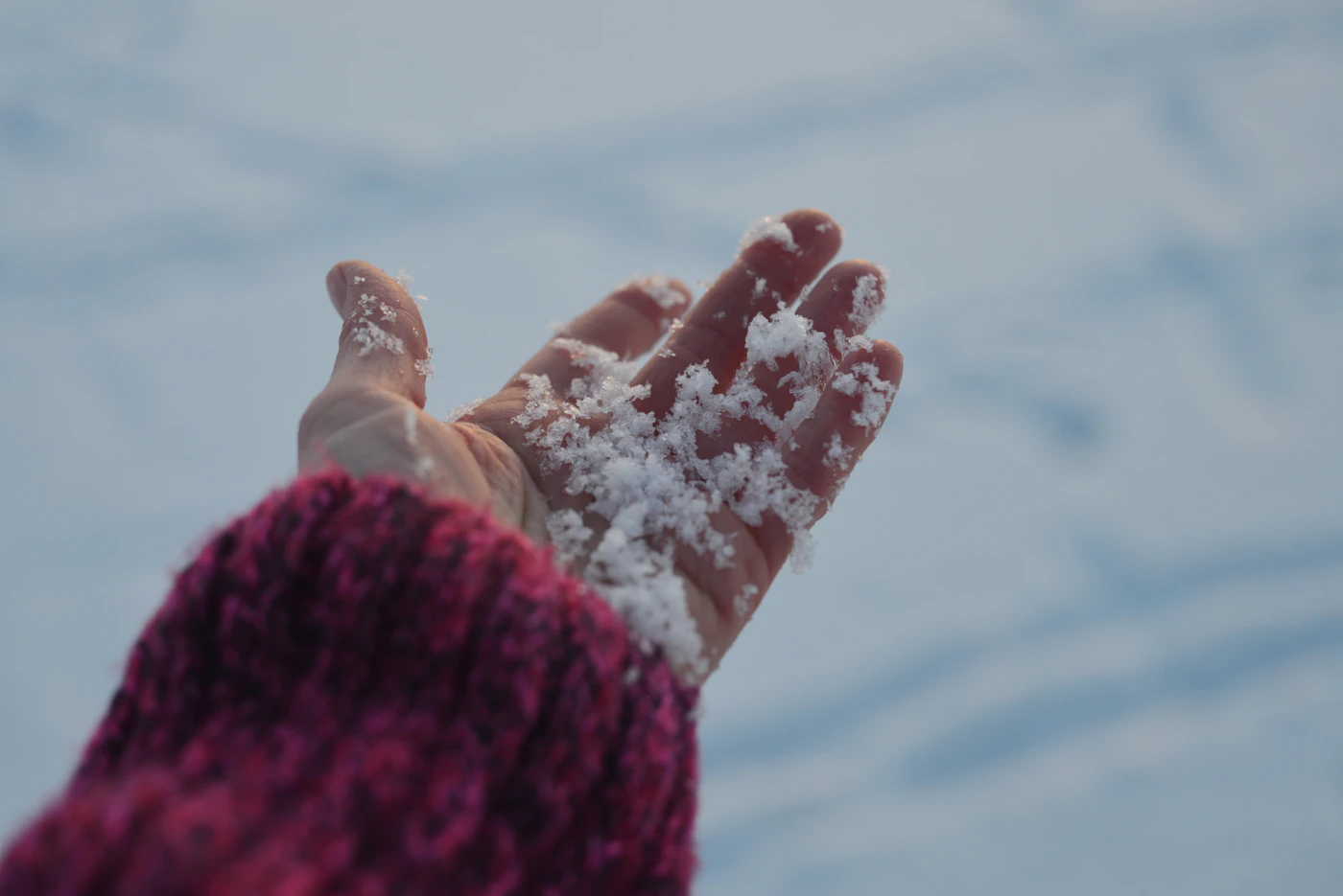Peau très sèche et rugueuse : quand une simple crème hydratante ne suffit plus