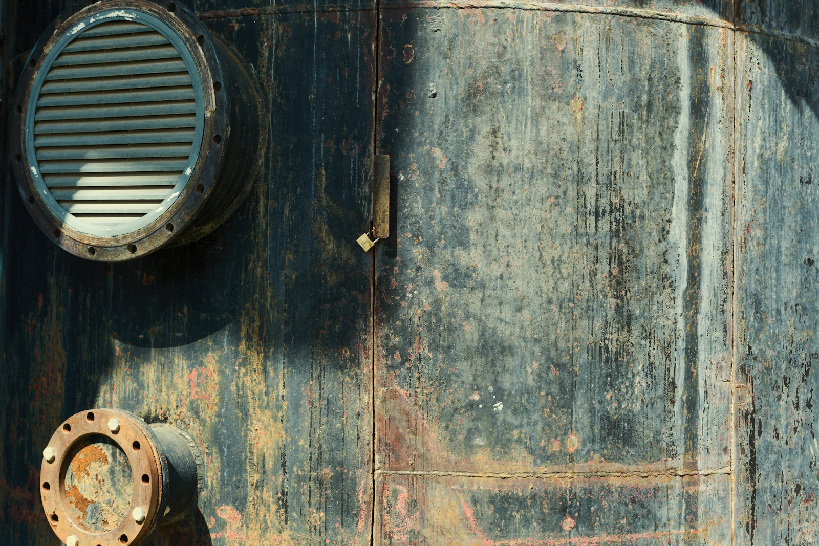 Oil-fired boiler installation