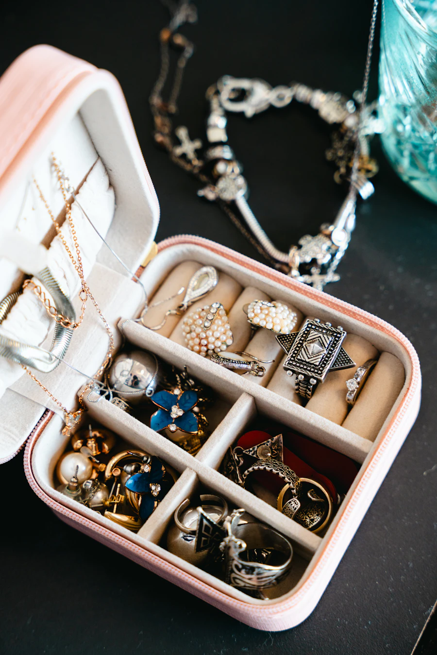 Jewelry travel case