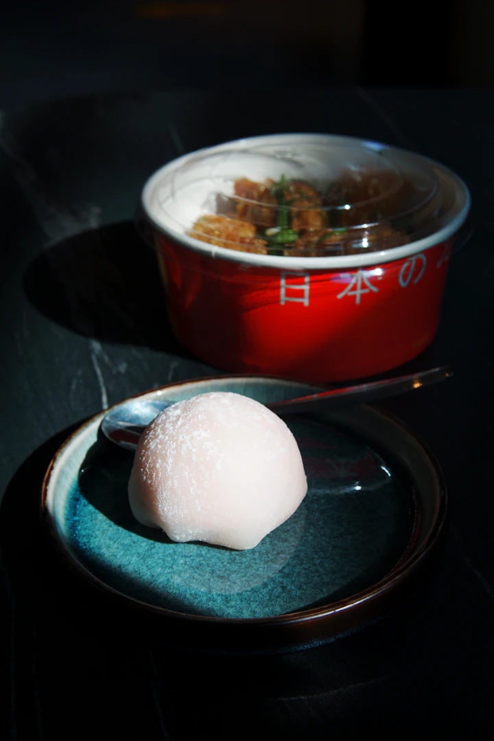 Kuih merah jambu