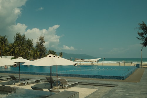 Centara Rasfushi Day Pass