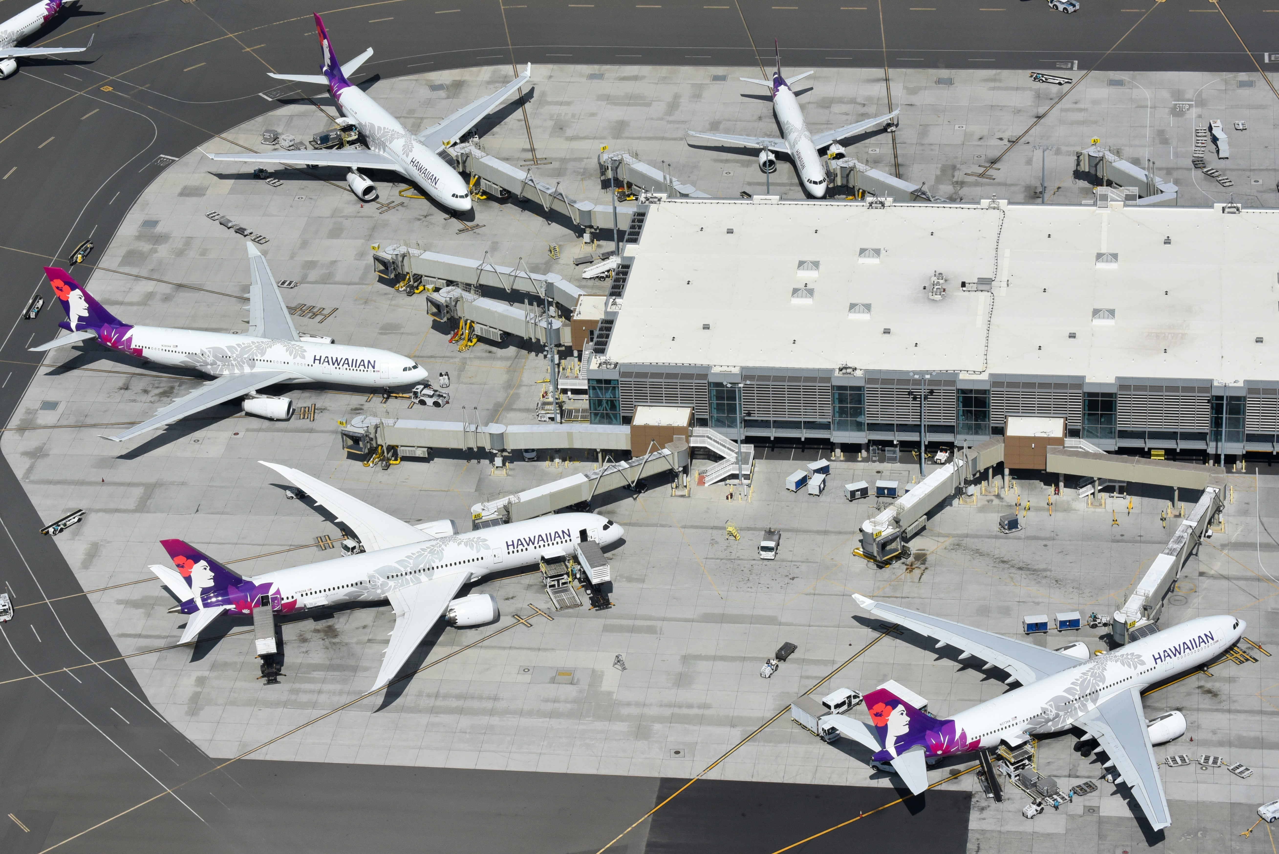 Beyond the Blacktop: Unpacking The Hidden Engineering of Runways