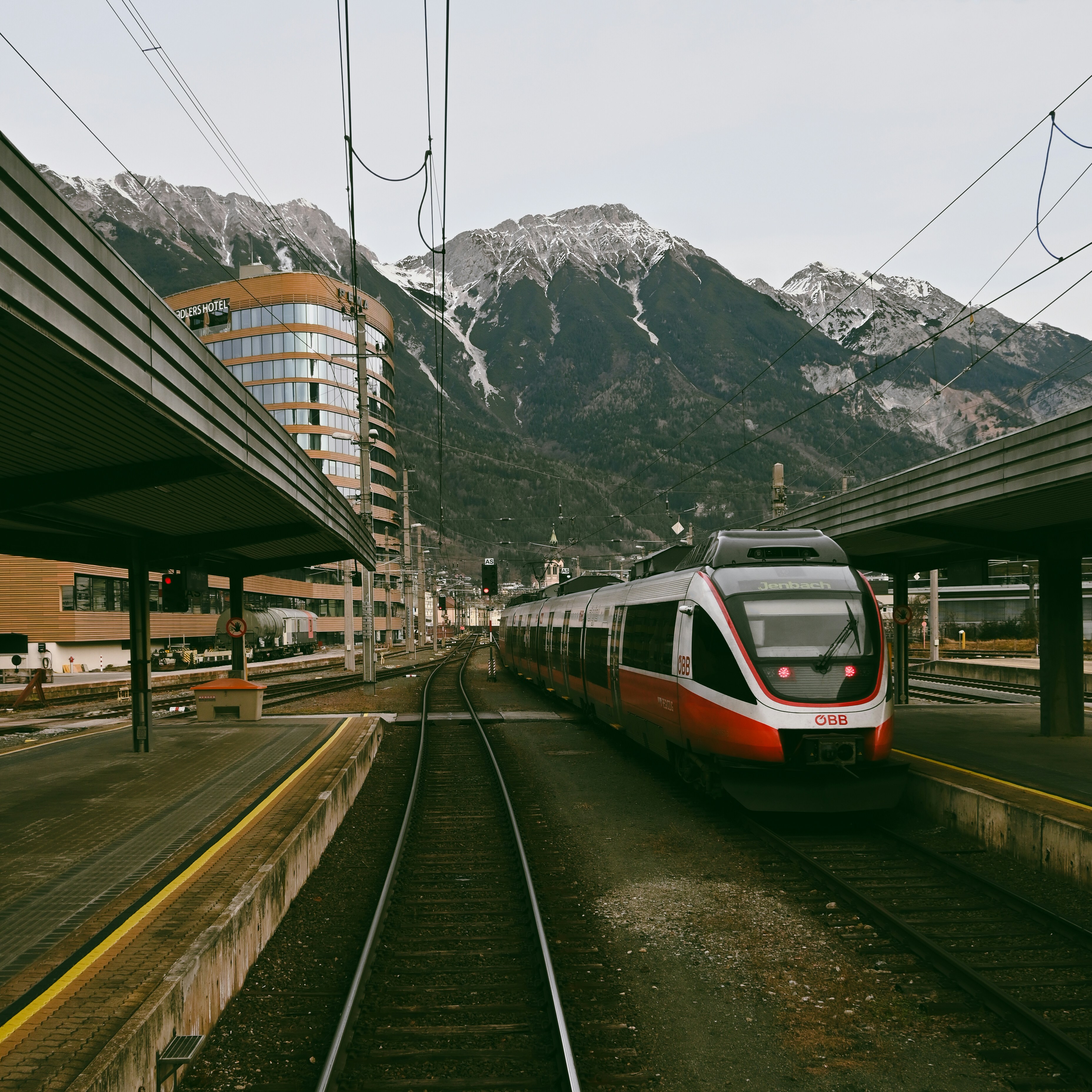 Photo by avignakaran