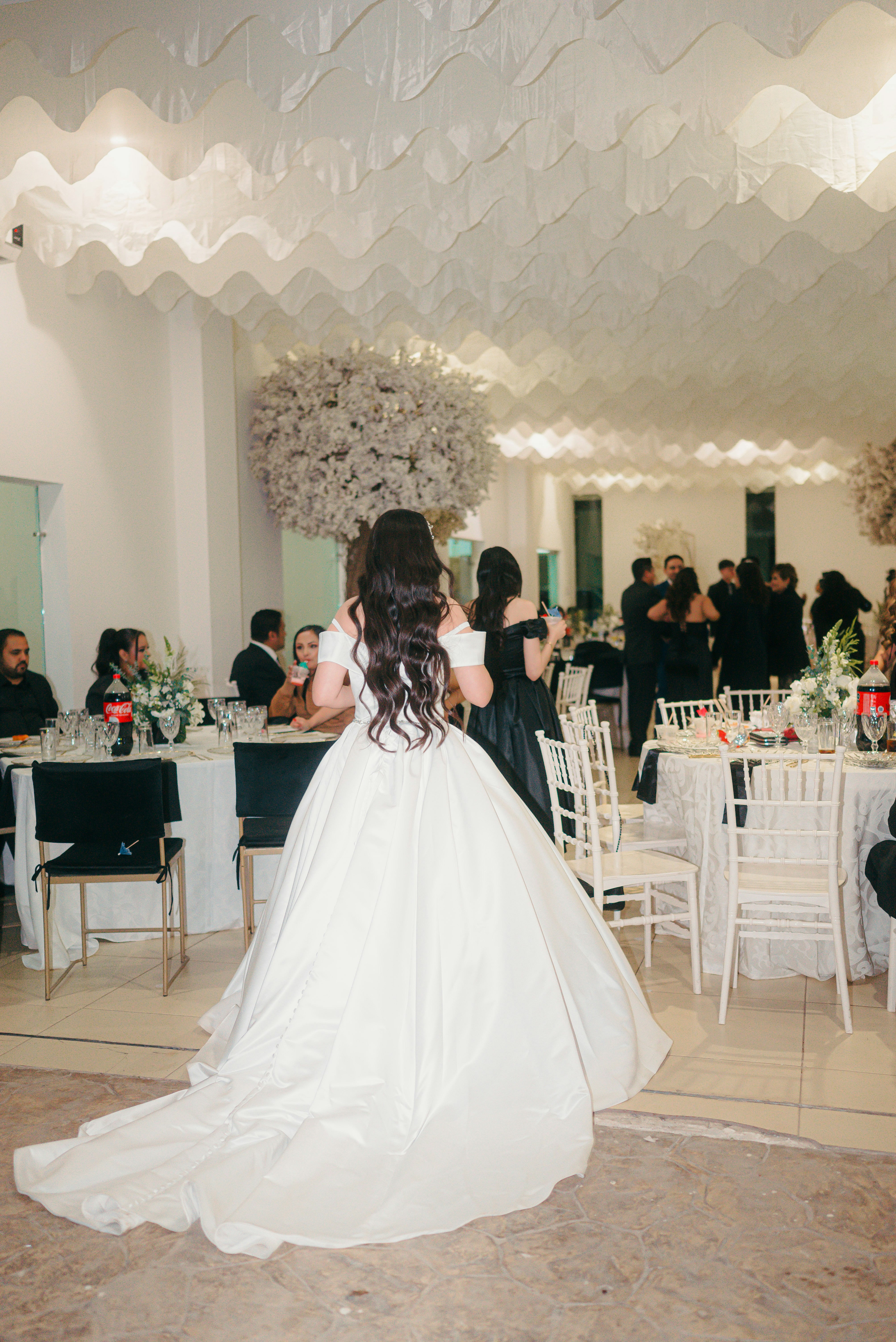 wedding reception atmosphere, wallpaper, Wedding Reception Playlist: Create the Perfect Mix 1