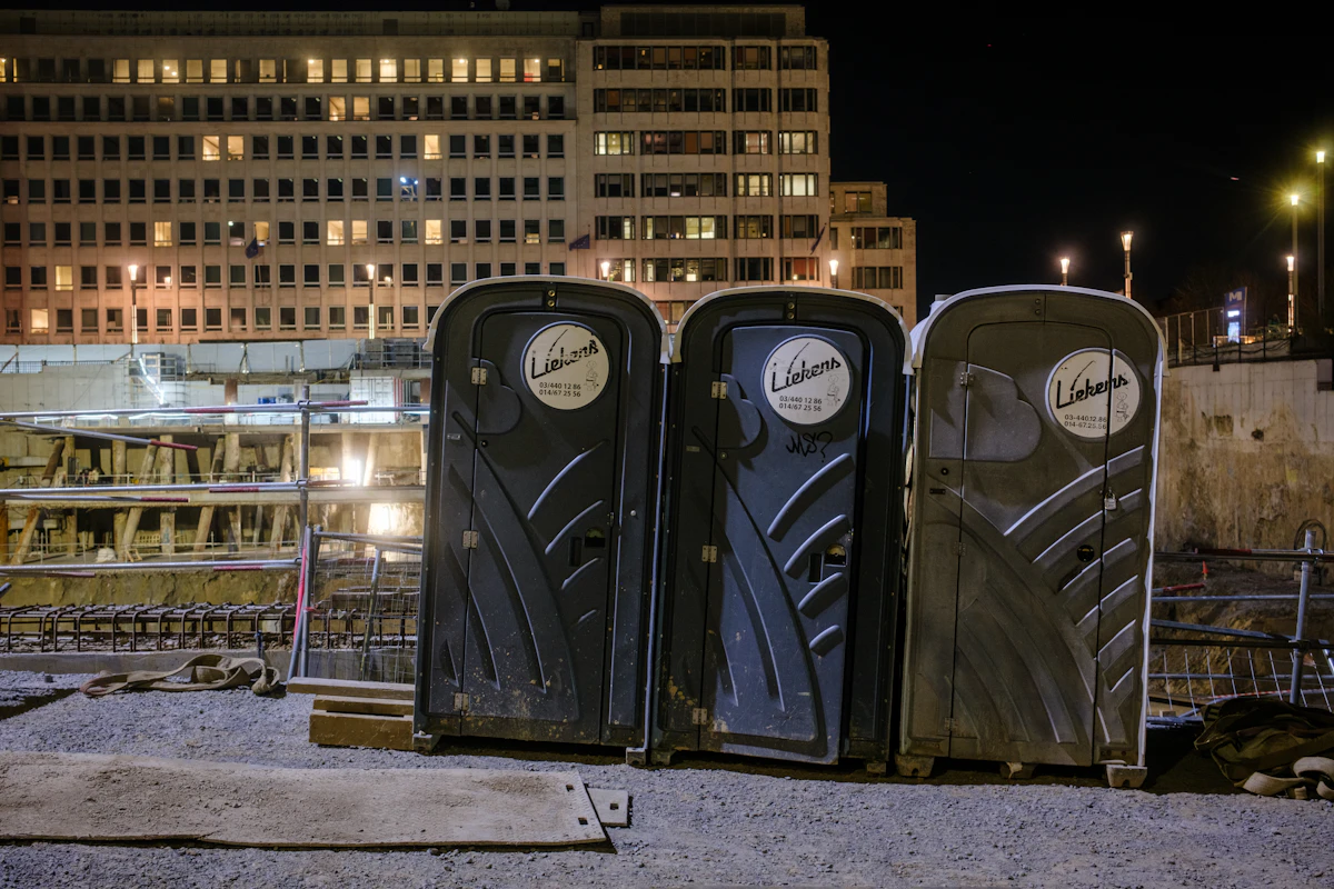 High-Rise Portable Toilet Rental in Phoenix, AZ