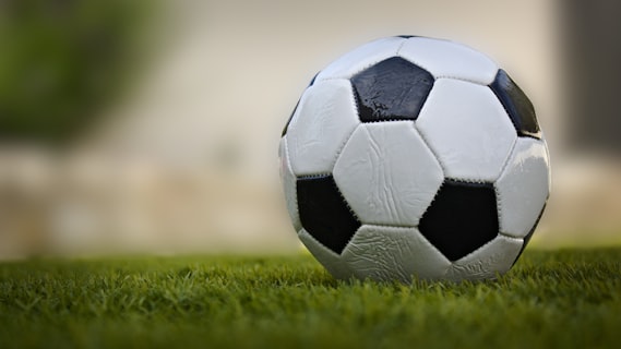 【2026年最新】サッカー好きへのプレゼント選び方｜予算別おすすめ4選