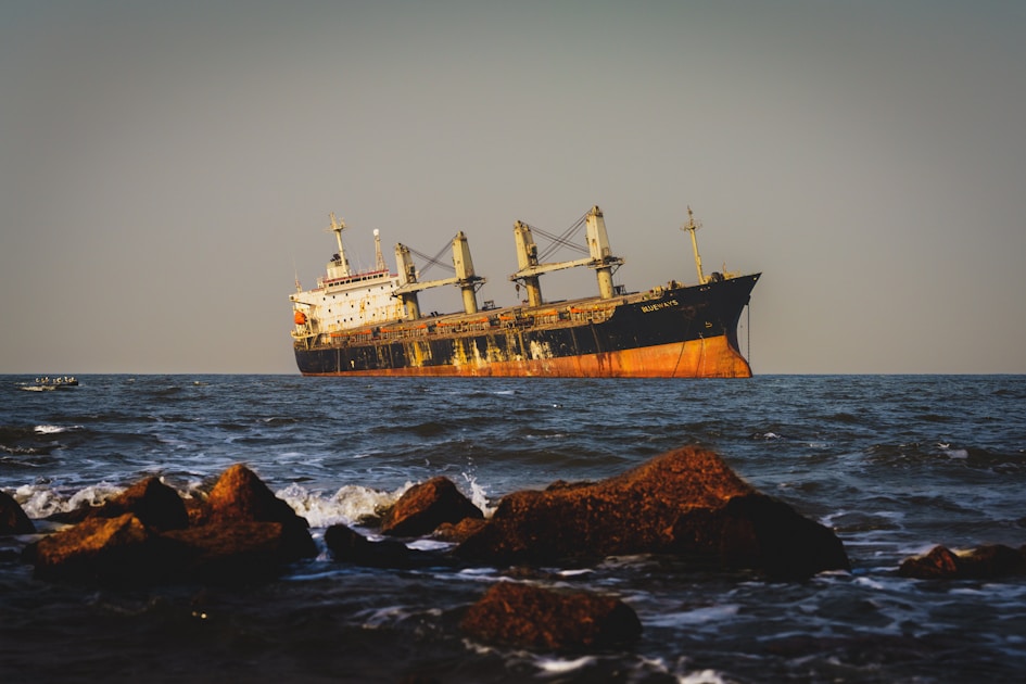 Which Ship Are You in the Hormuz War? The Strait of Hormuz Shipping Crisis Personality Quiz