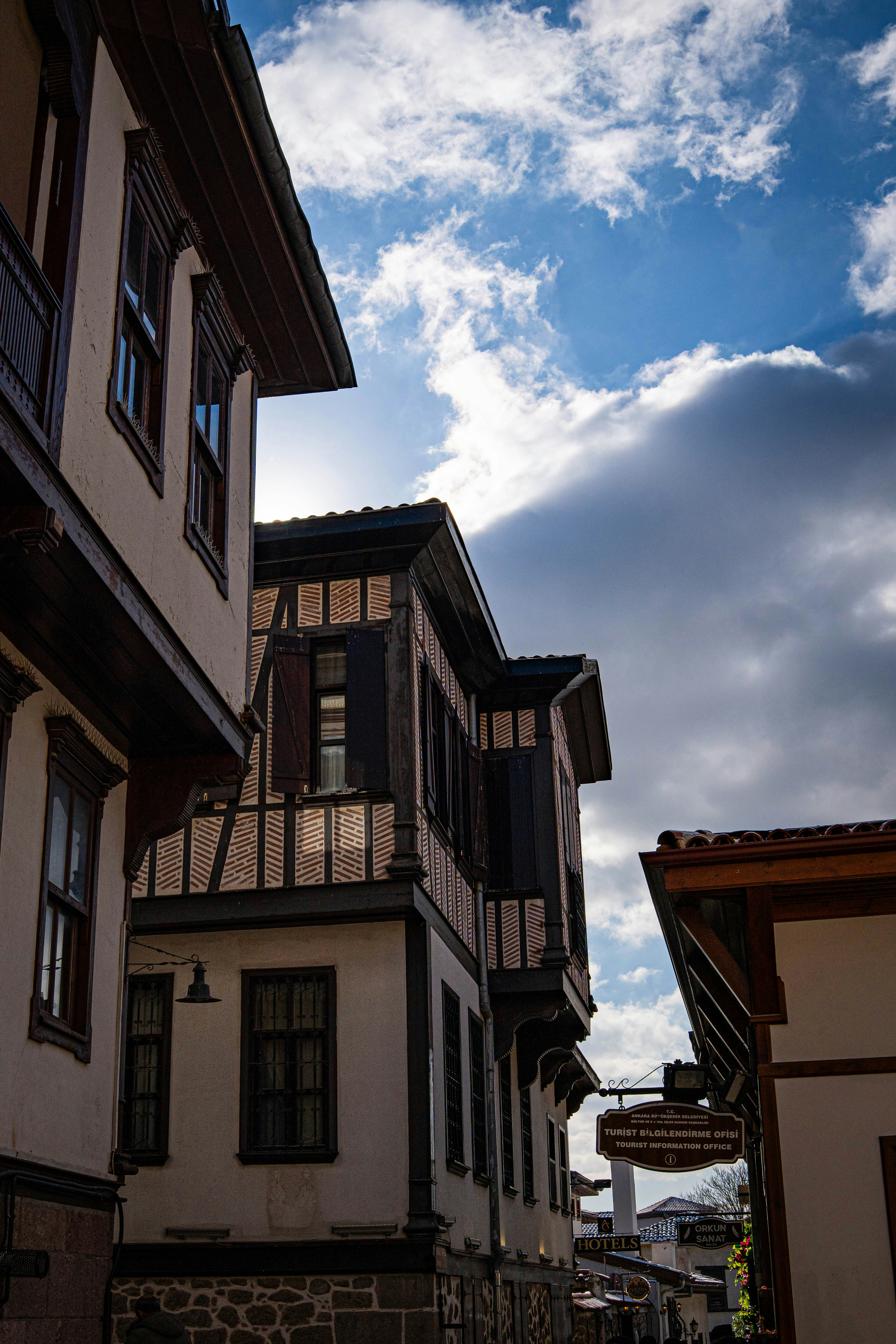 Photo by maviatlas