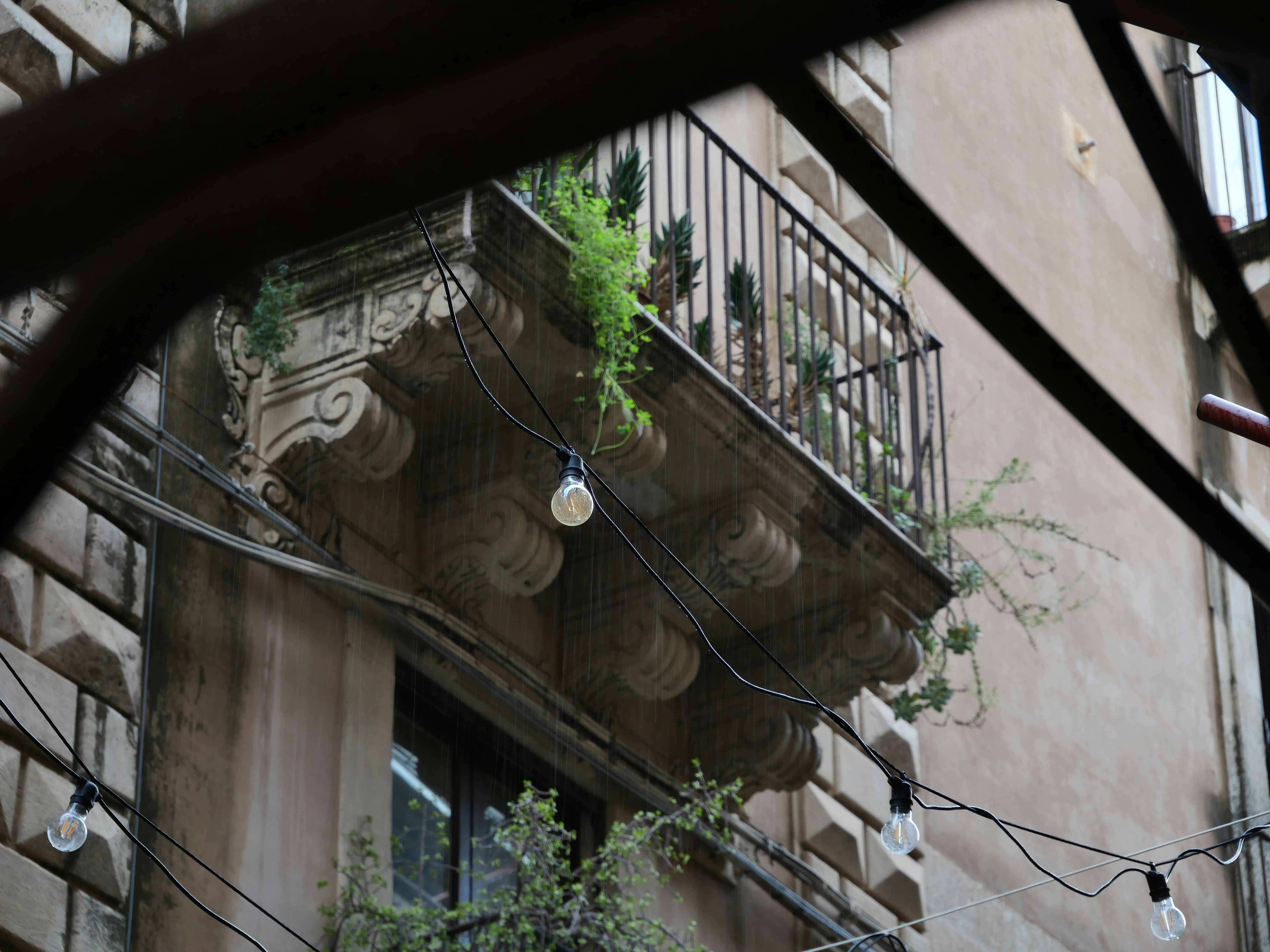 balcony string lights, wallpaper, Balcony Lighting: Stylish Ideas & Fixture Guide 5