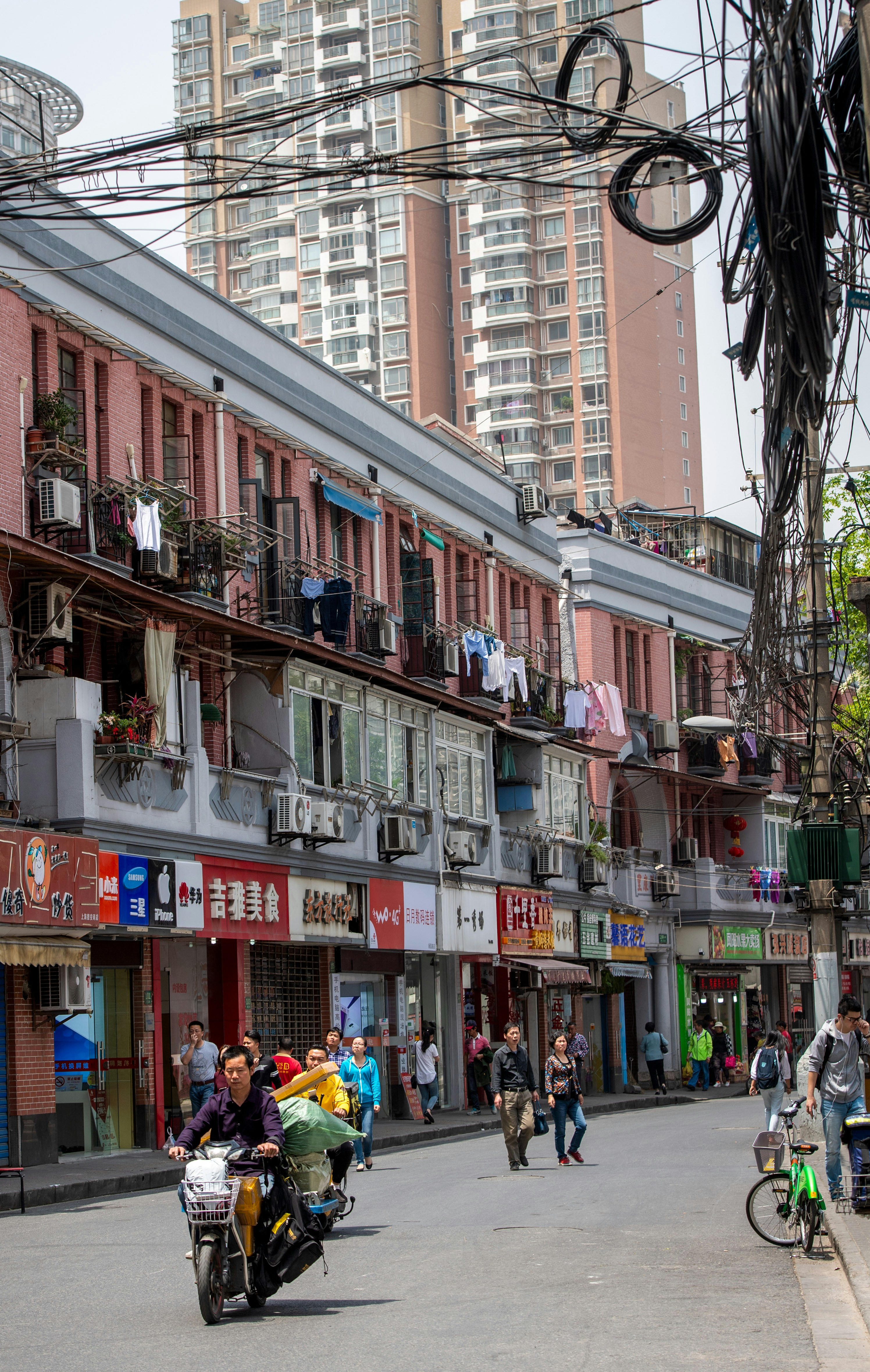 Photo by stadinstudio