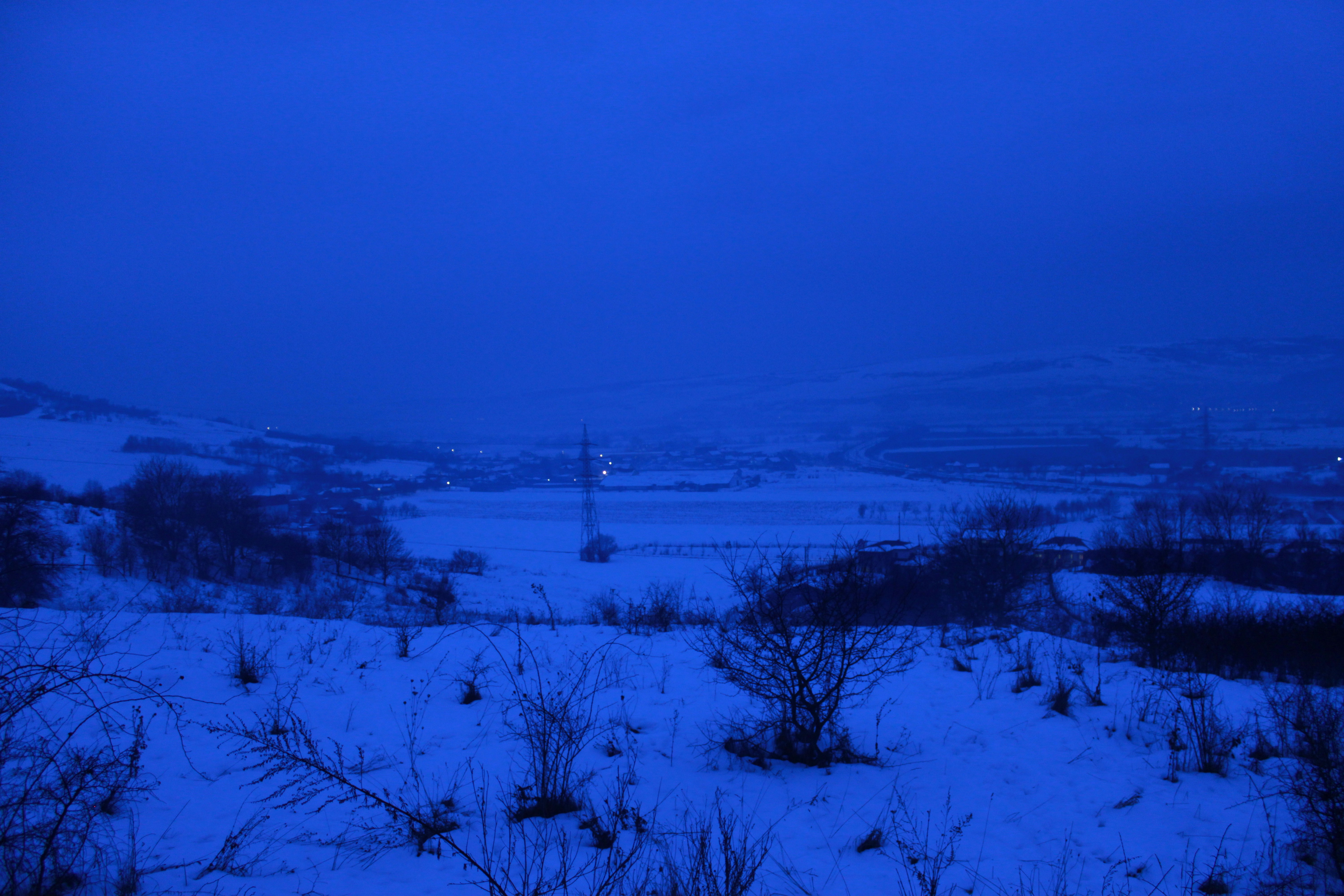 winter night landscape, wallpaper, Stay Warm Without a Fire: Nighttime Heat Solutions 5