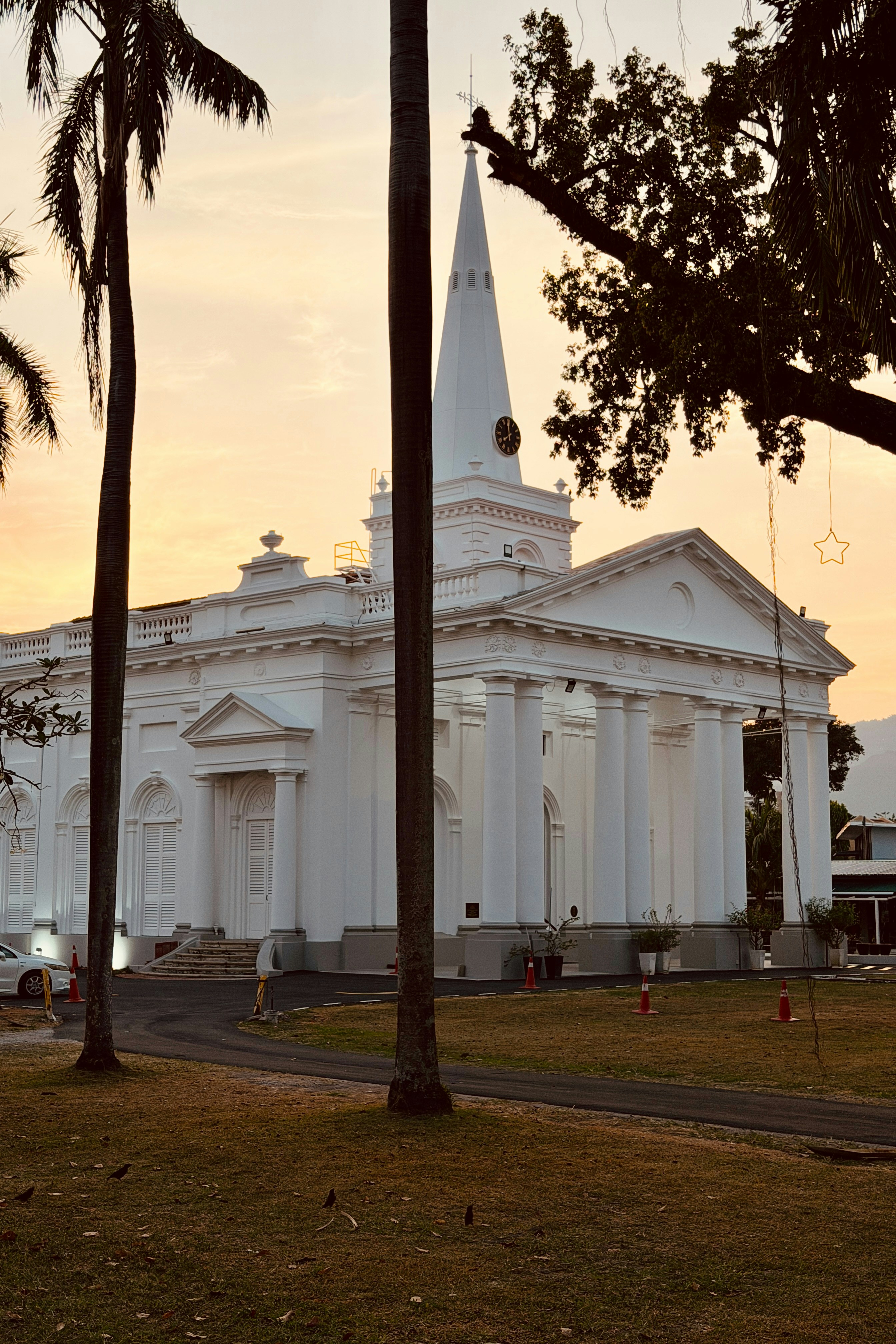 Photo by tomasrobertson