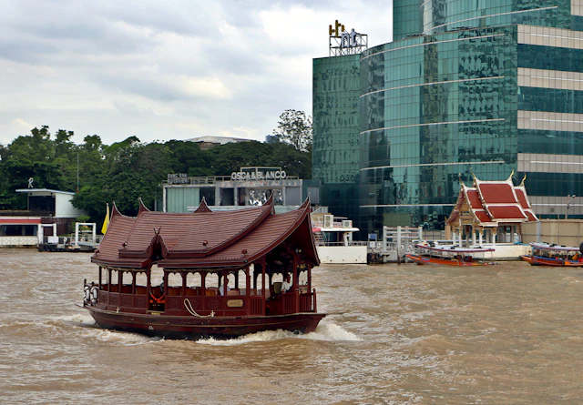 Bangkok river transport: boats, piers and a practical sightseeing route, travel inspiration