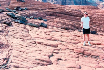 Polarized vs Non-Polarized: Which for Hiking?