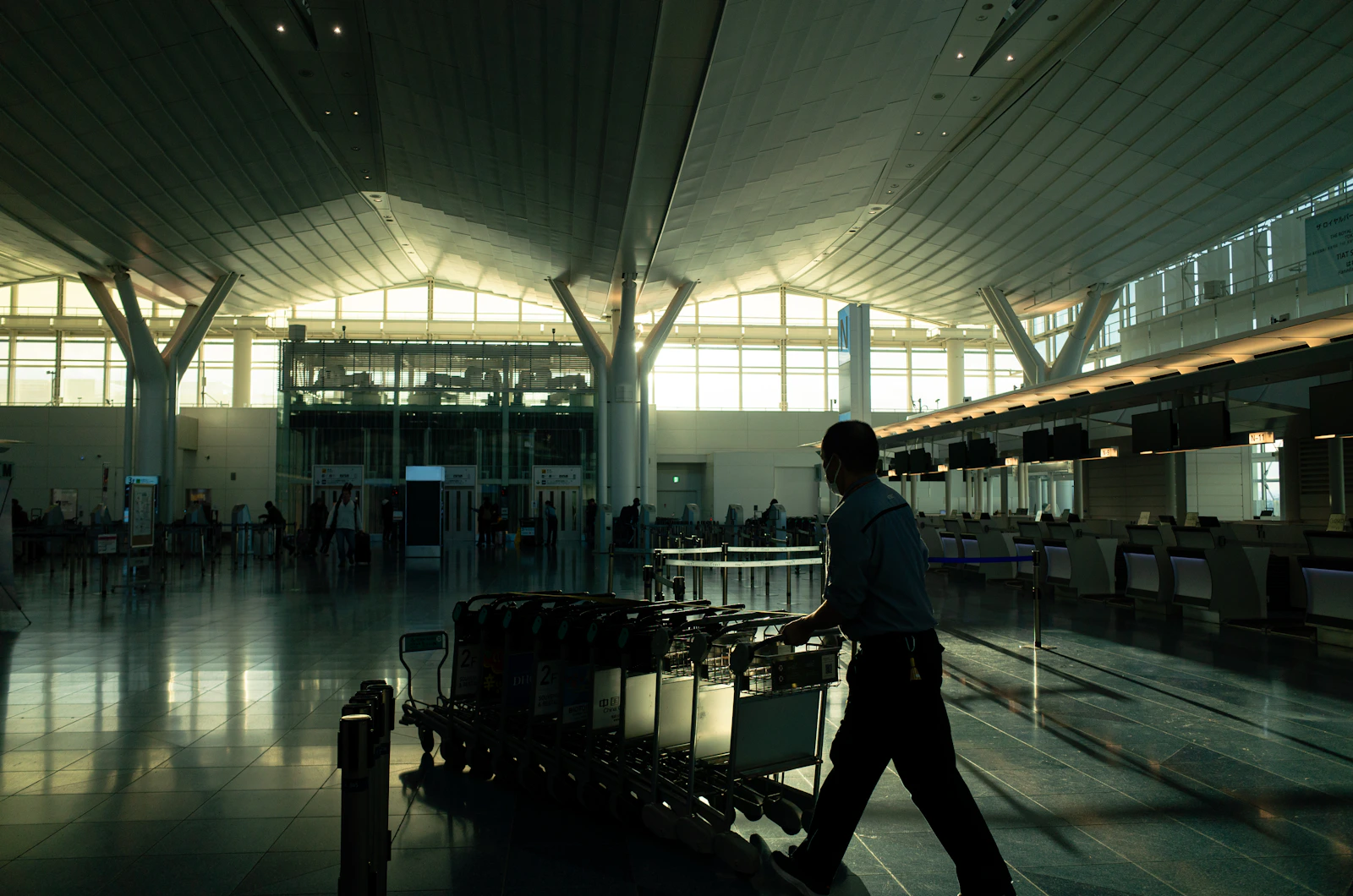 Service de bagages dans un terminal moderne