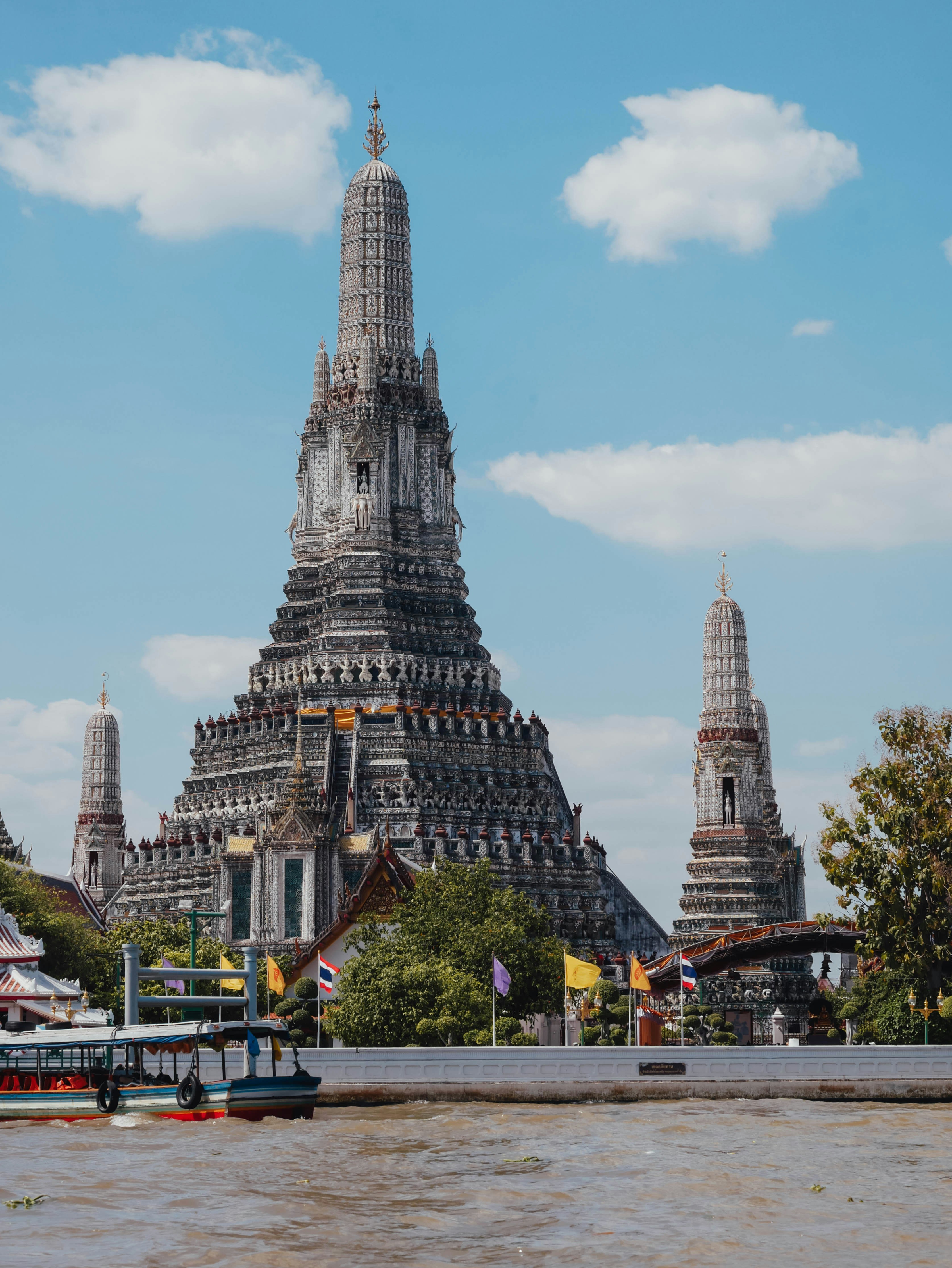 Wat arun temple on the chao phraya river, bangkok