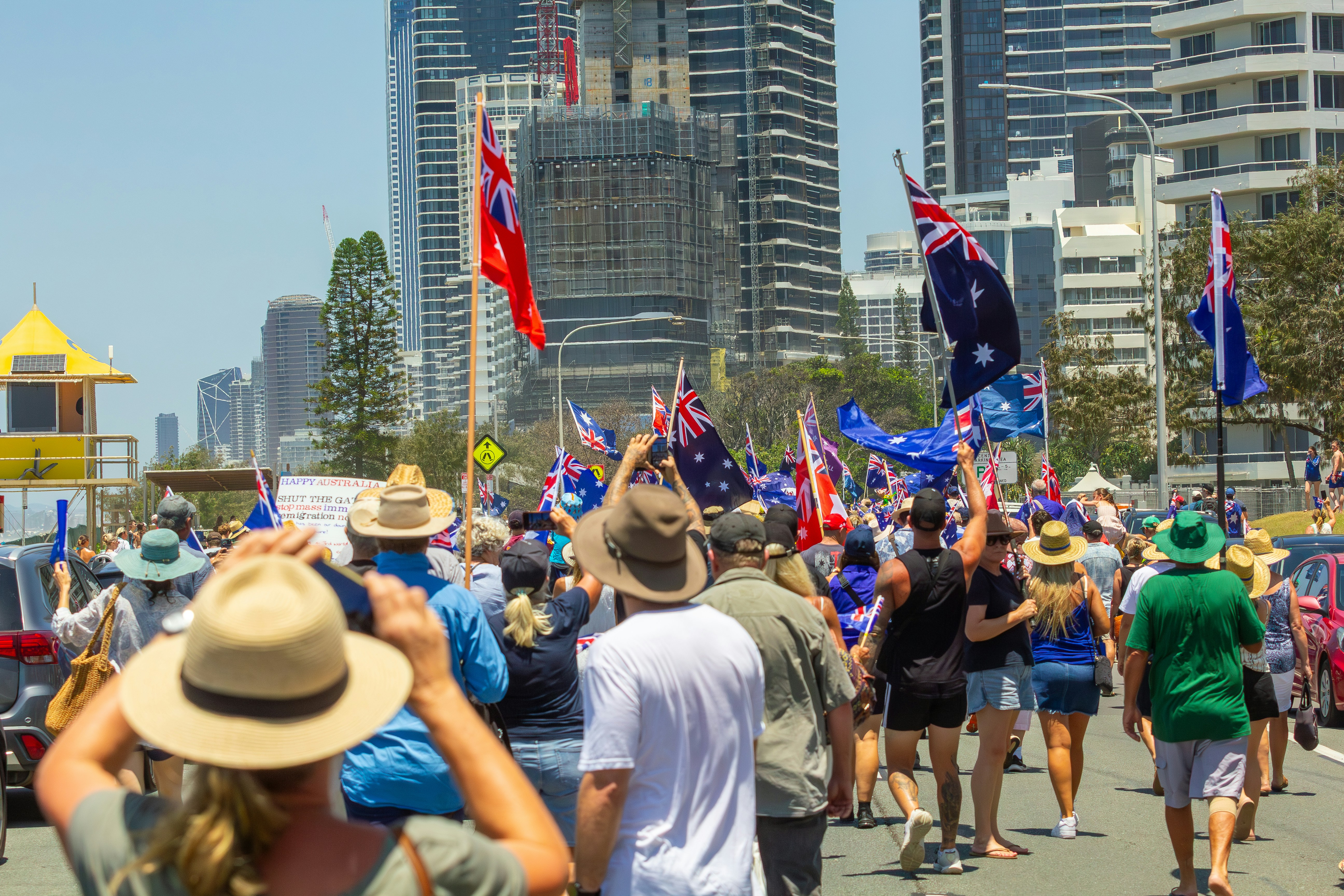 Australians calling on the government to consider reducing or placing limits on large-scale immigration