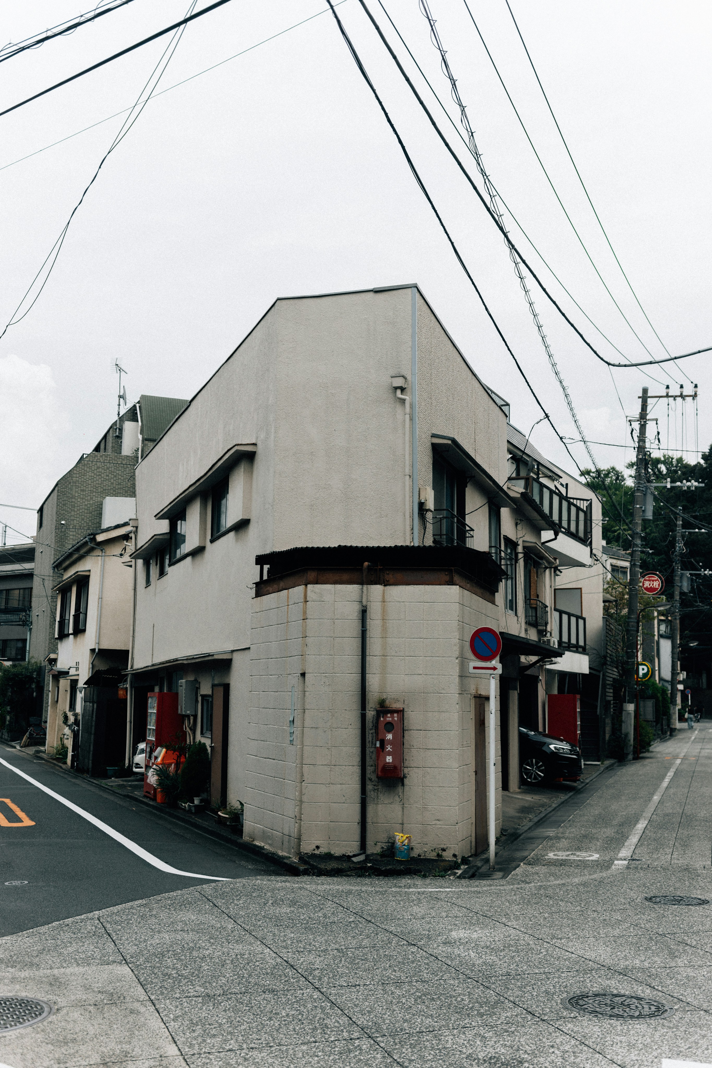 Photo by tsuyoshikozu