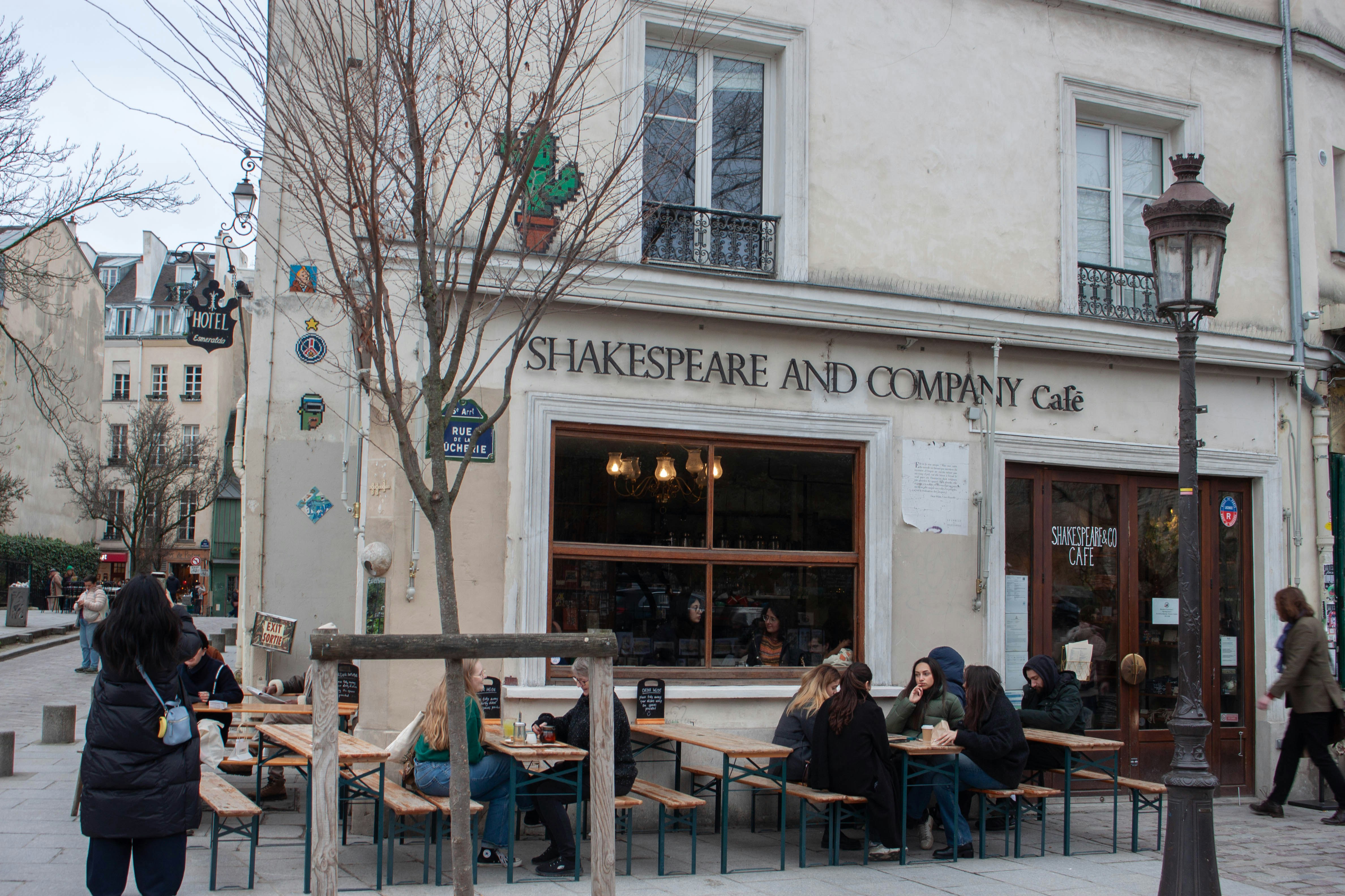 people sitting outside at the Shakespeare and company cafe