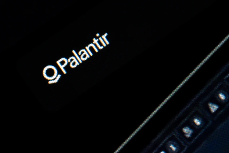 Palantir Soars as AI Demand Fuels Explosive FY2026 Revenue Upgrade
