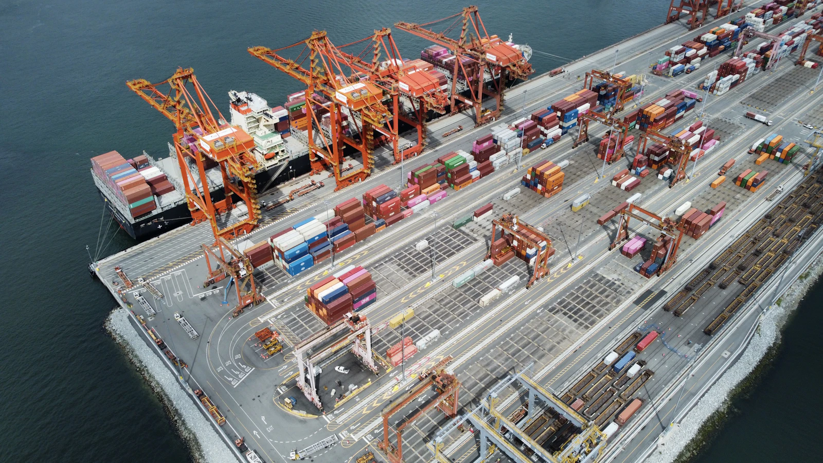 Container terminal and international logistics