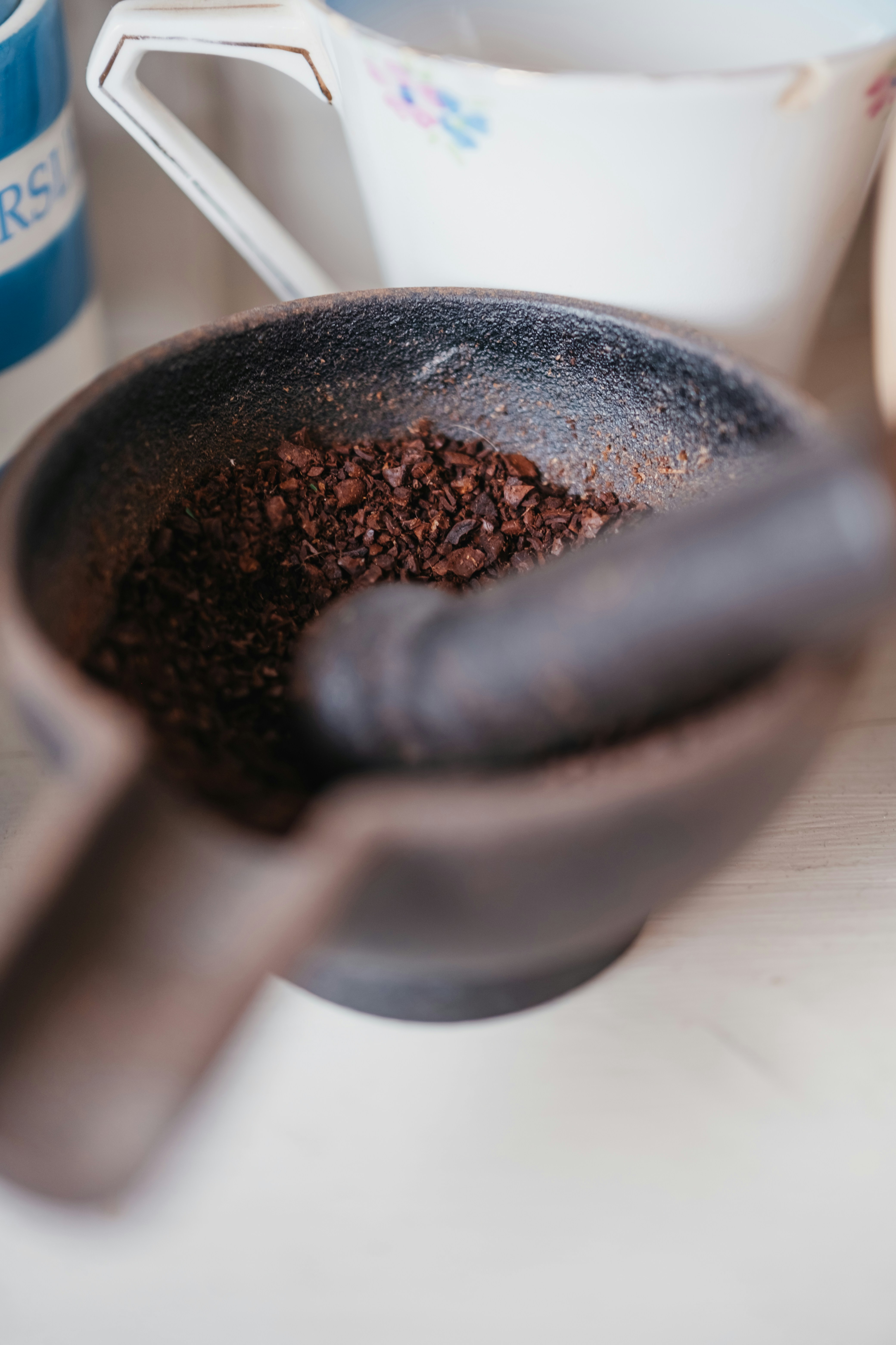 coffee grounds texture, wallpaper, 6 Manfaat Ampas Kopi yang Jarang Diketahui 3