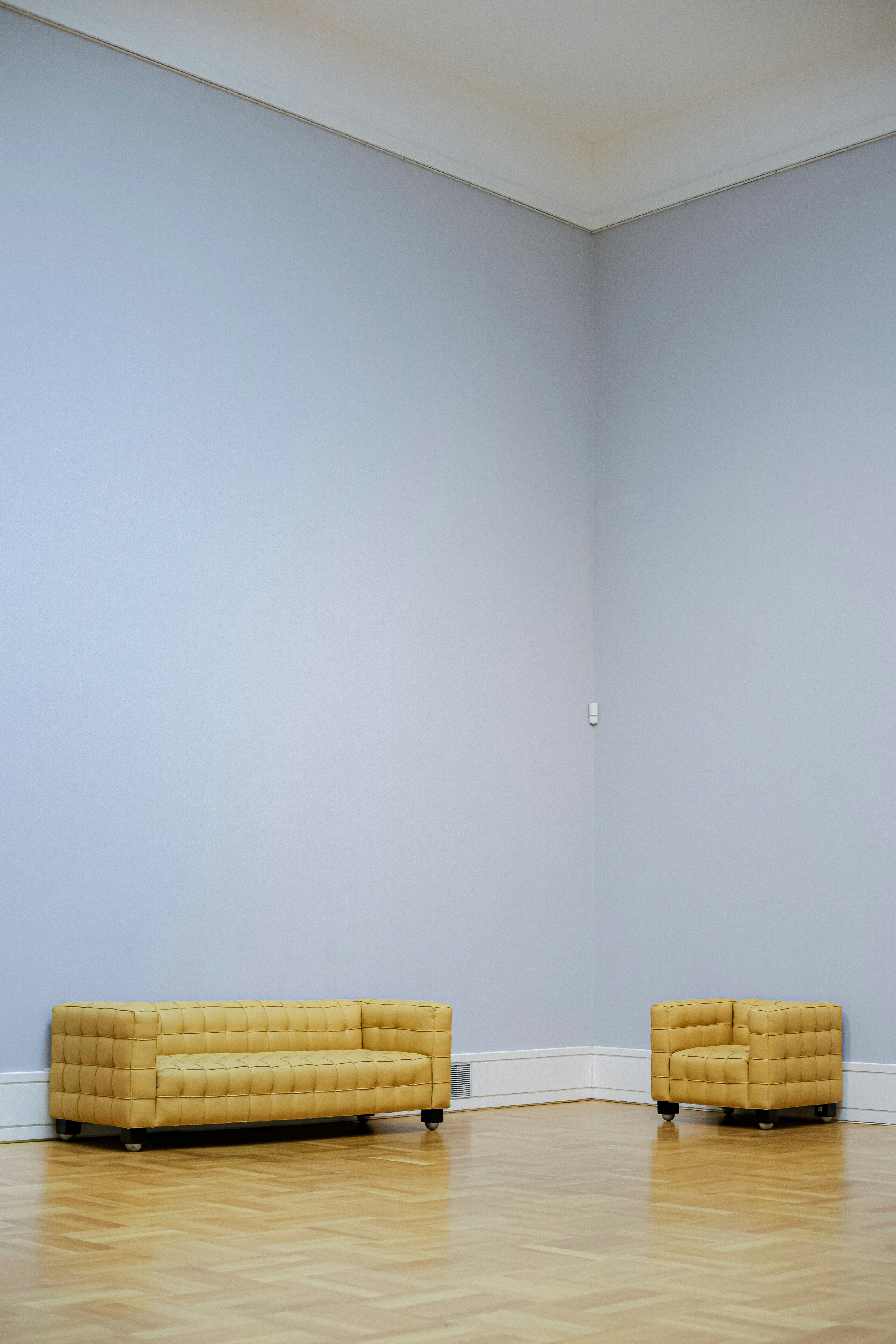 Photo by www_minimalist_art