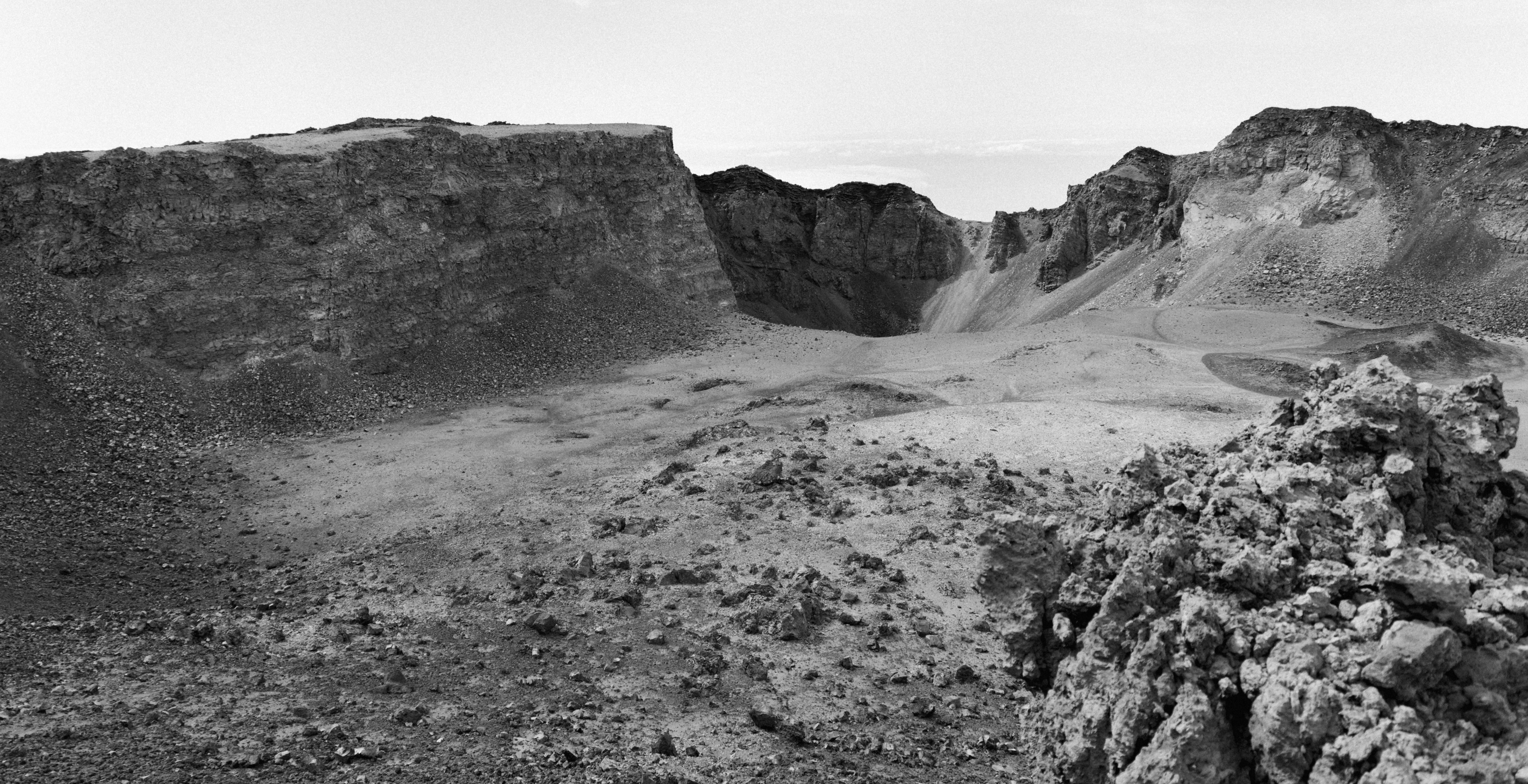 Photo by alexsafareli