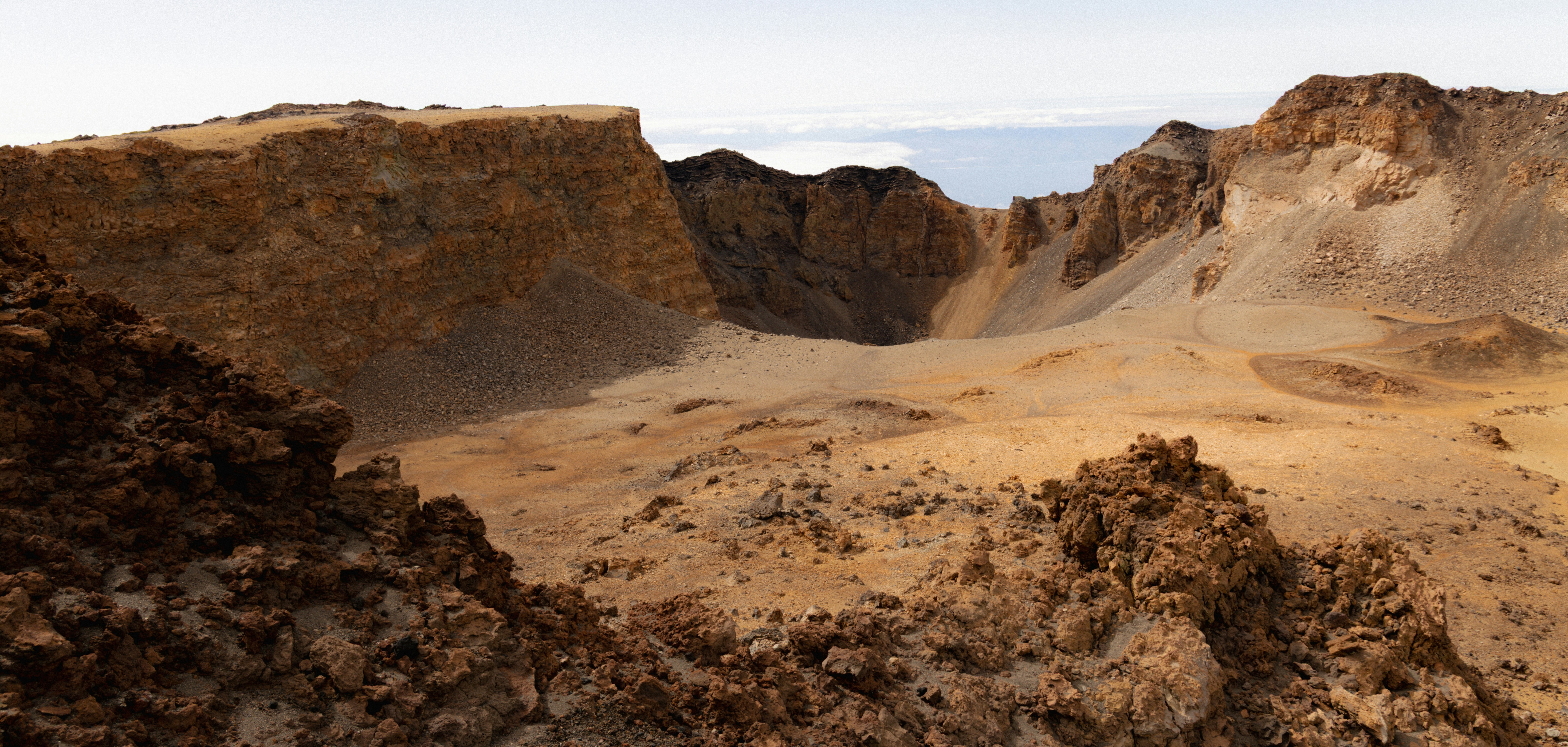 Photo by alexsafareli