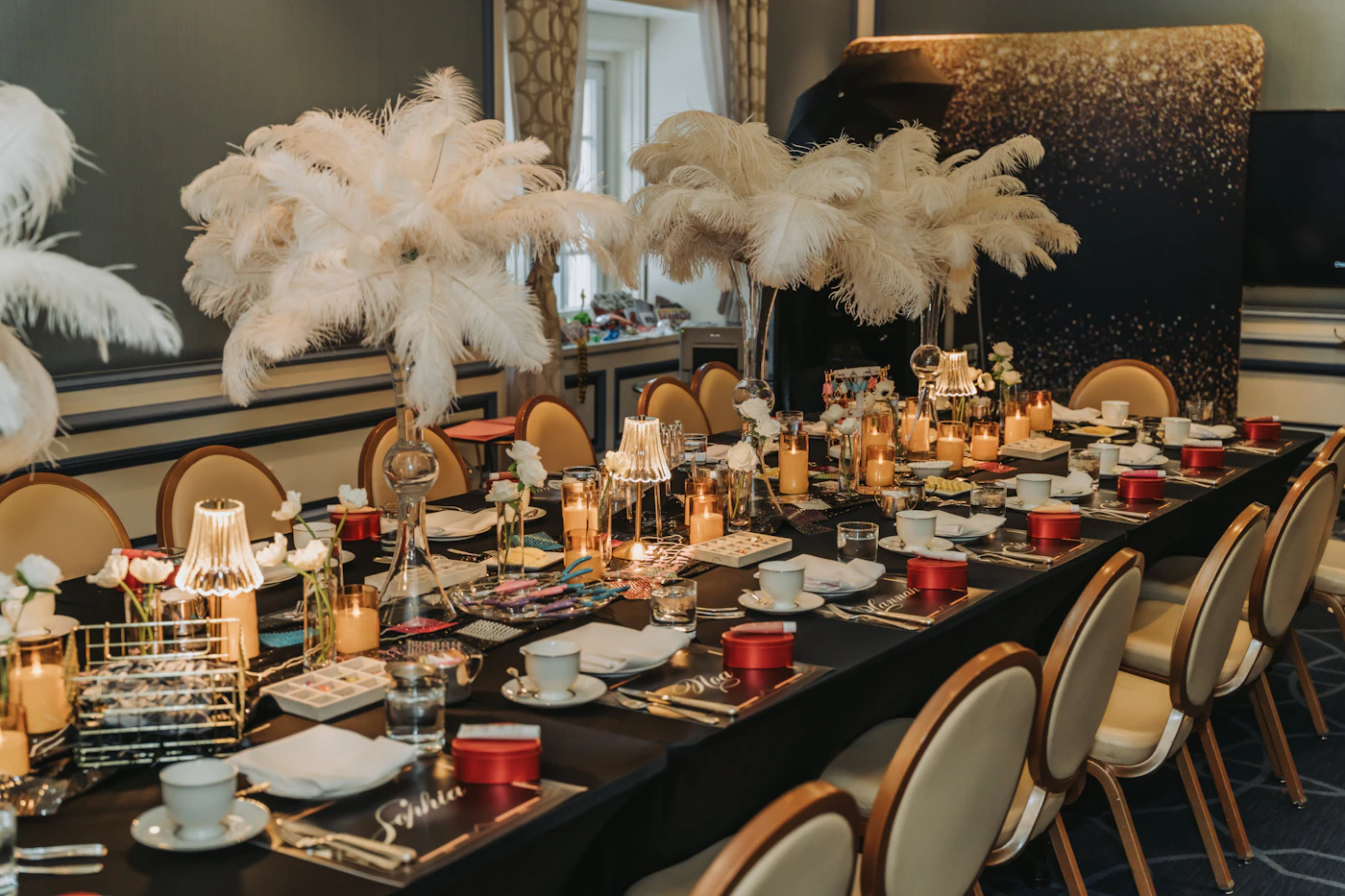 Ceremony rehearsal dinner etiquette for bridal parties — The best man raises a glass during the rehearsal dinner toast.