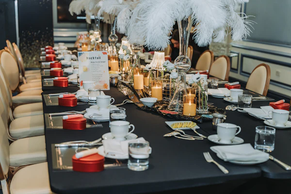 Cocktail table cloth