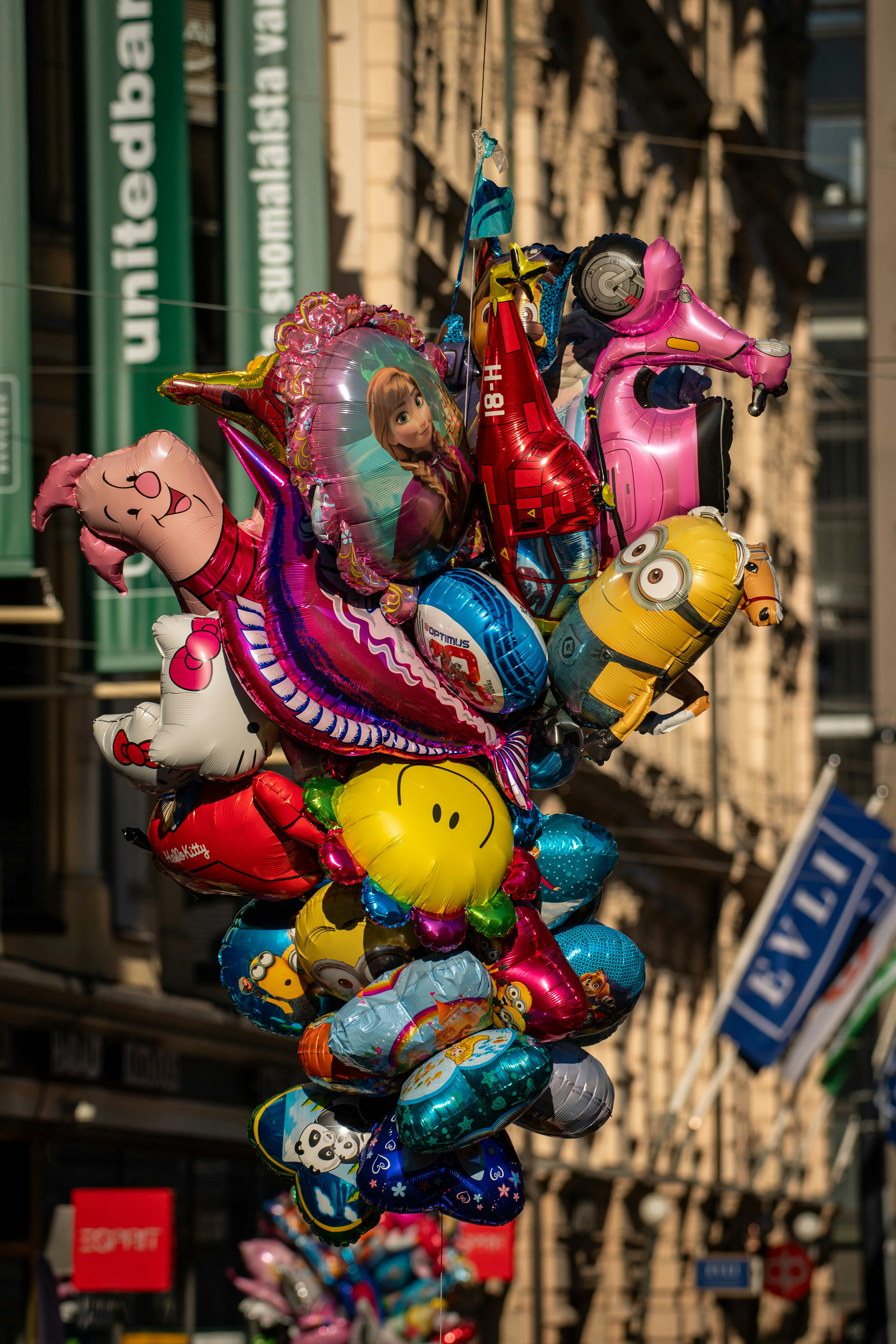 custom balloon decorations