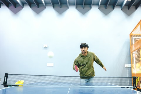 【2026年最新】卓球向け膝サポーターの選び方とおすすめ4選