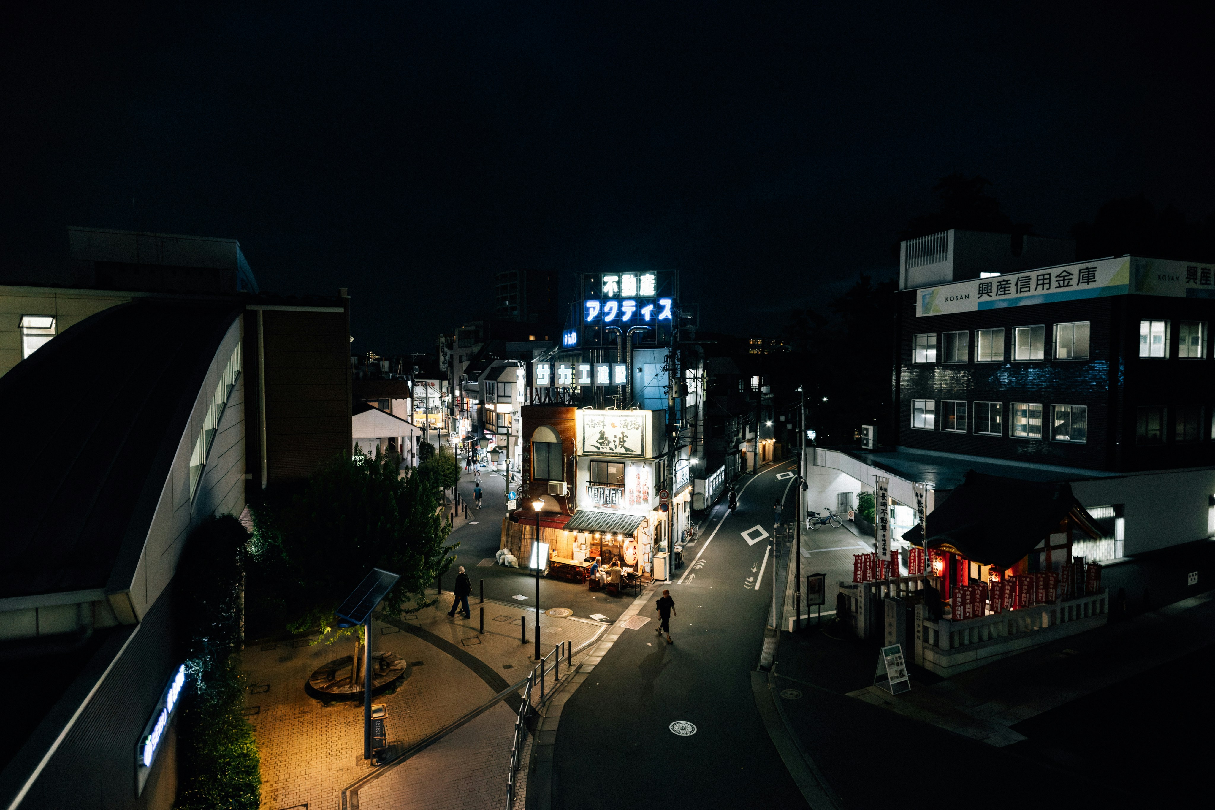 Photo by tsuyoshikozu