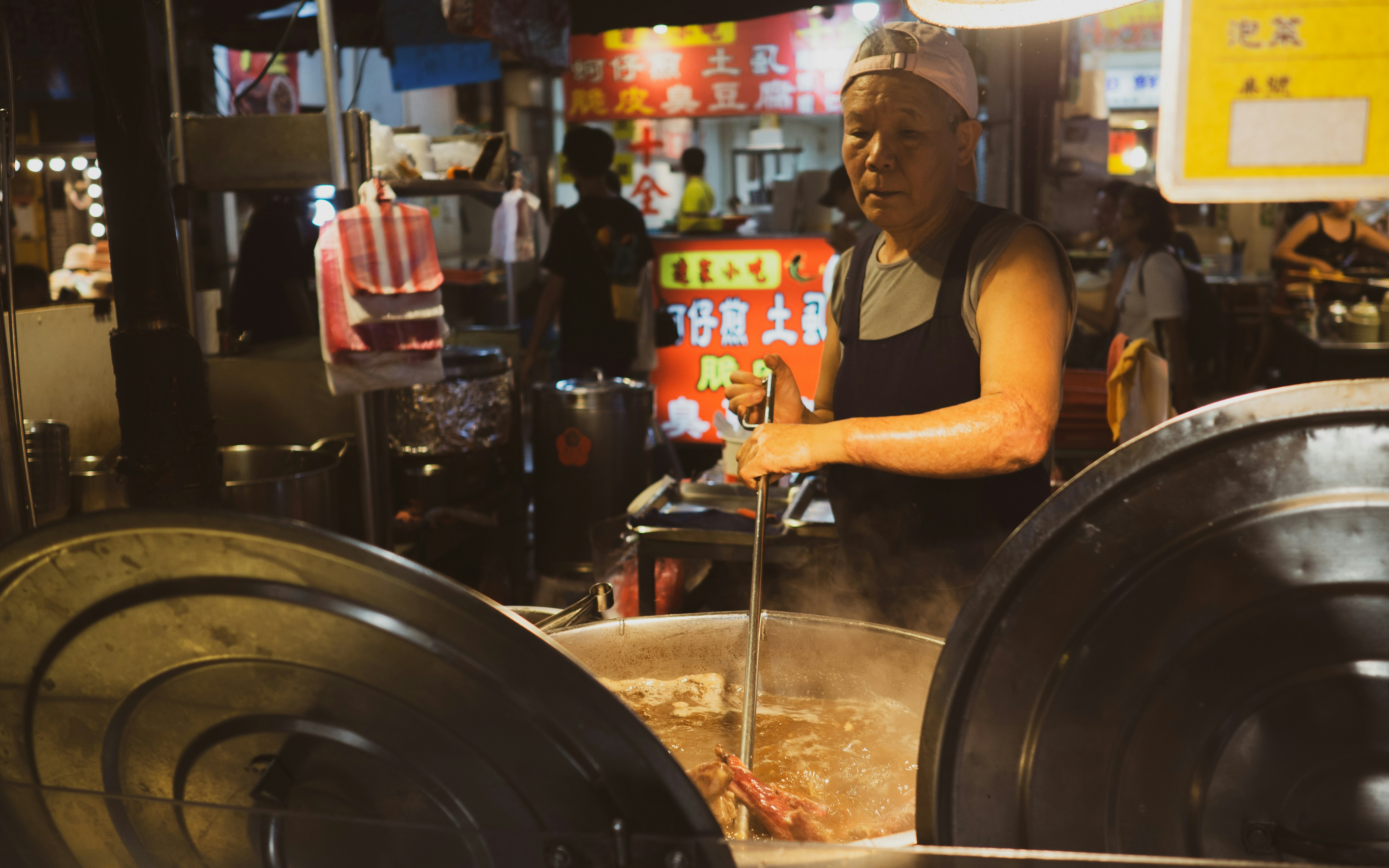 The best beef noodle soup in Taipei — ranked and mapped