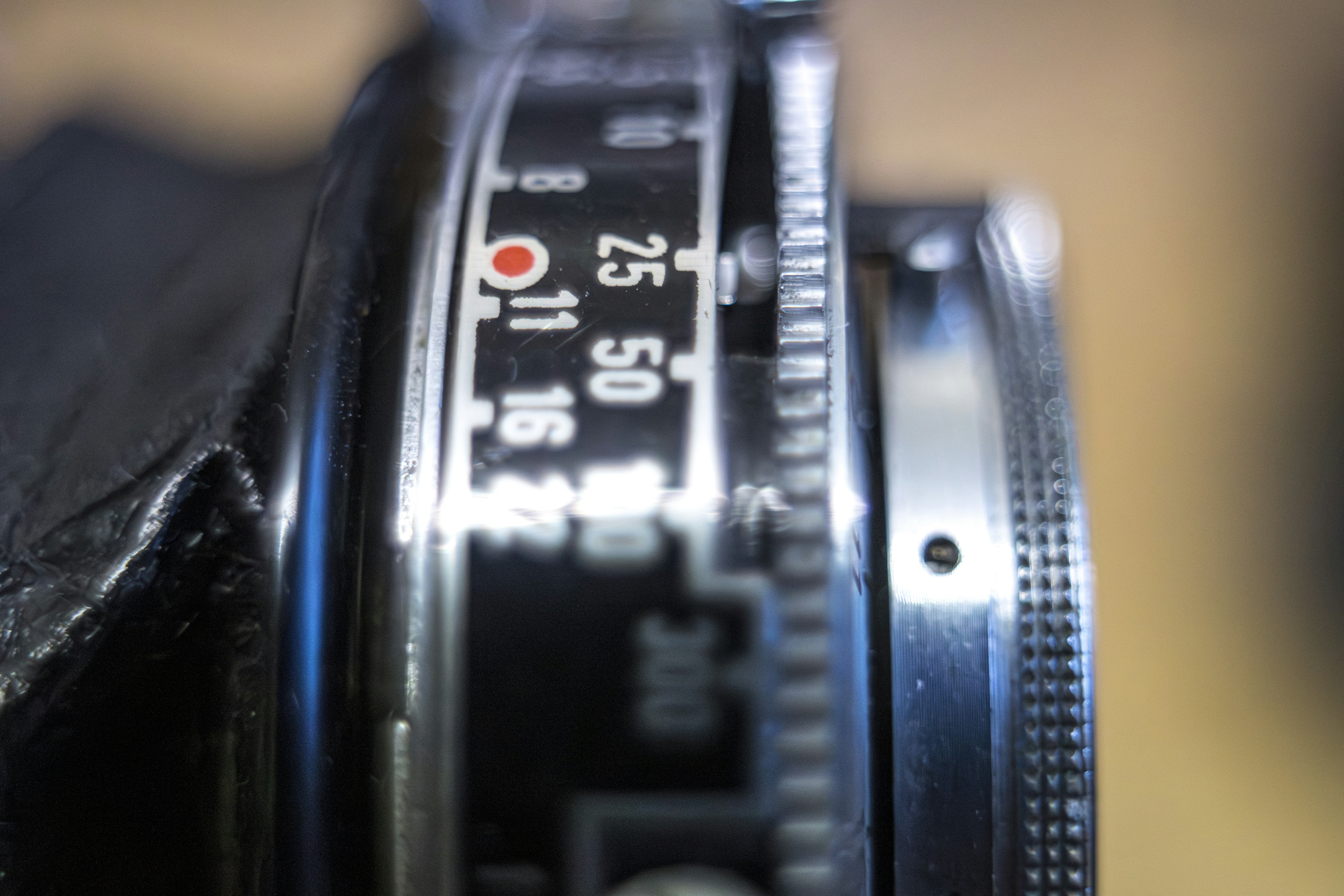 人像攝影鏡頭焦段運用全攻略：35mm、50mm、85mm 如何說出不同故事？