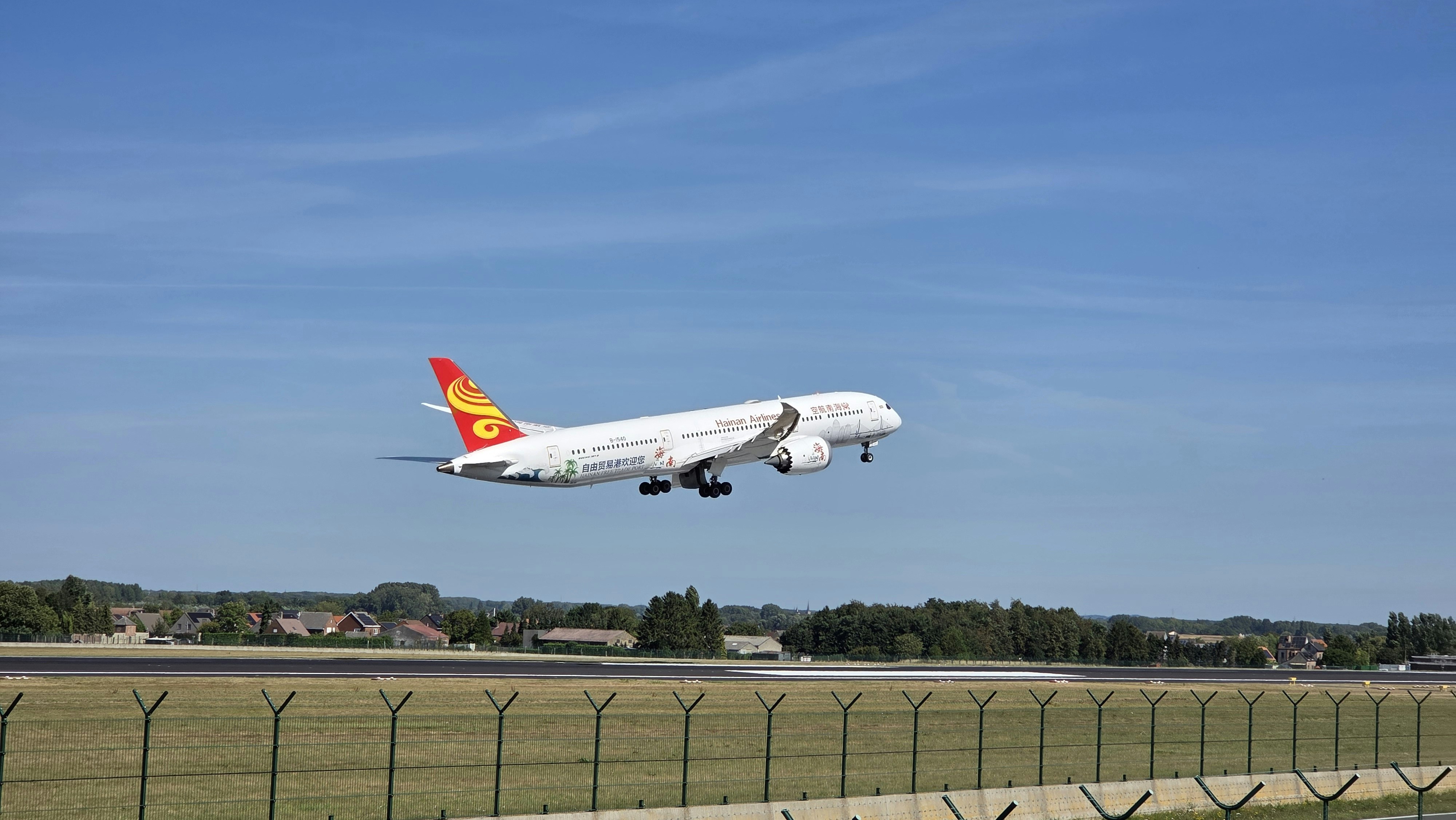 China air 777