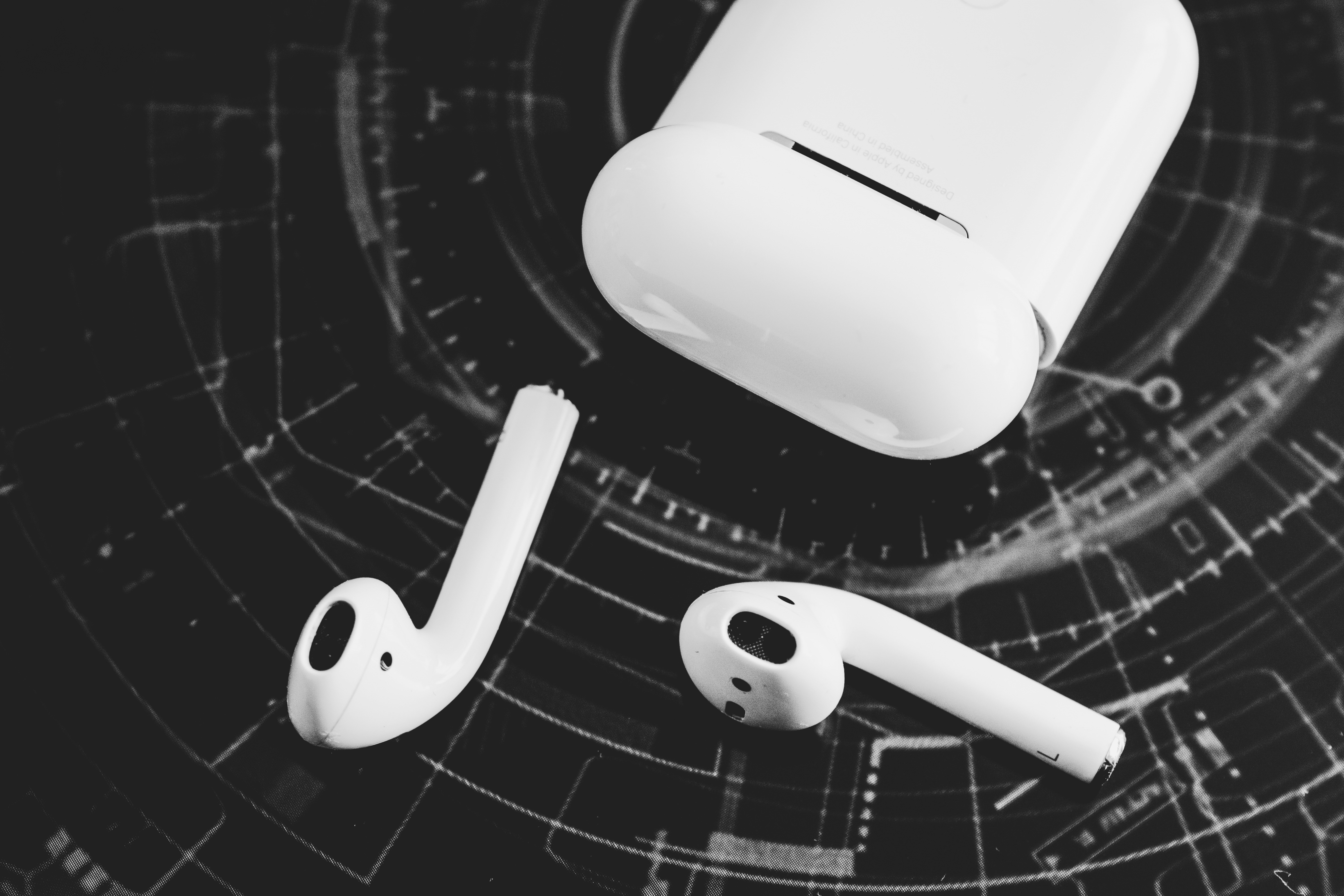 minimalist wireless earbuds, wallpaper, Bluetooth Earbuds: Tips for High Performance 3
