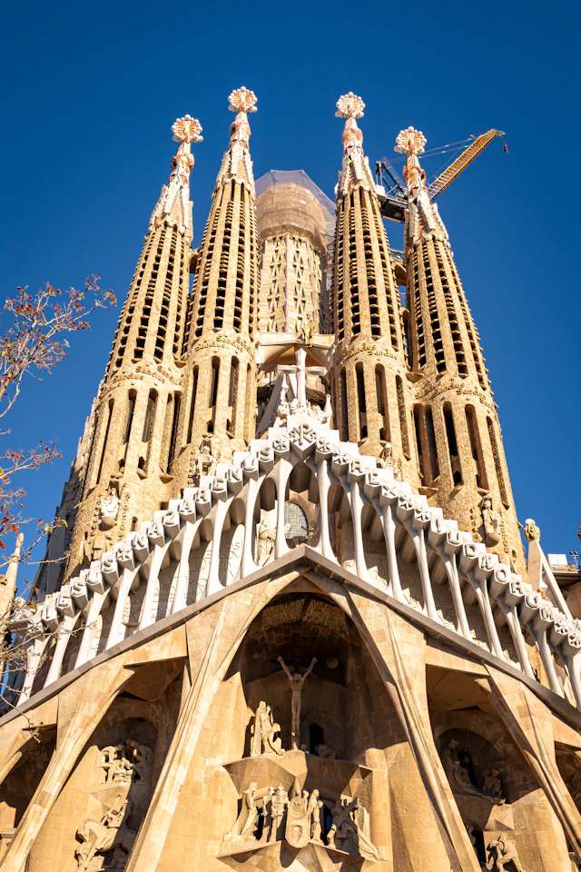 Barcelona in 3 days: architecture, food and neighborhood balance, travel inspiration