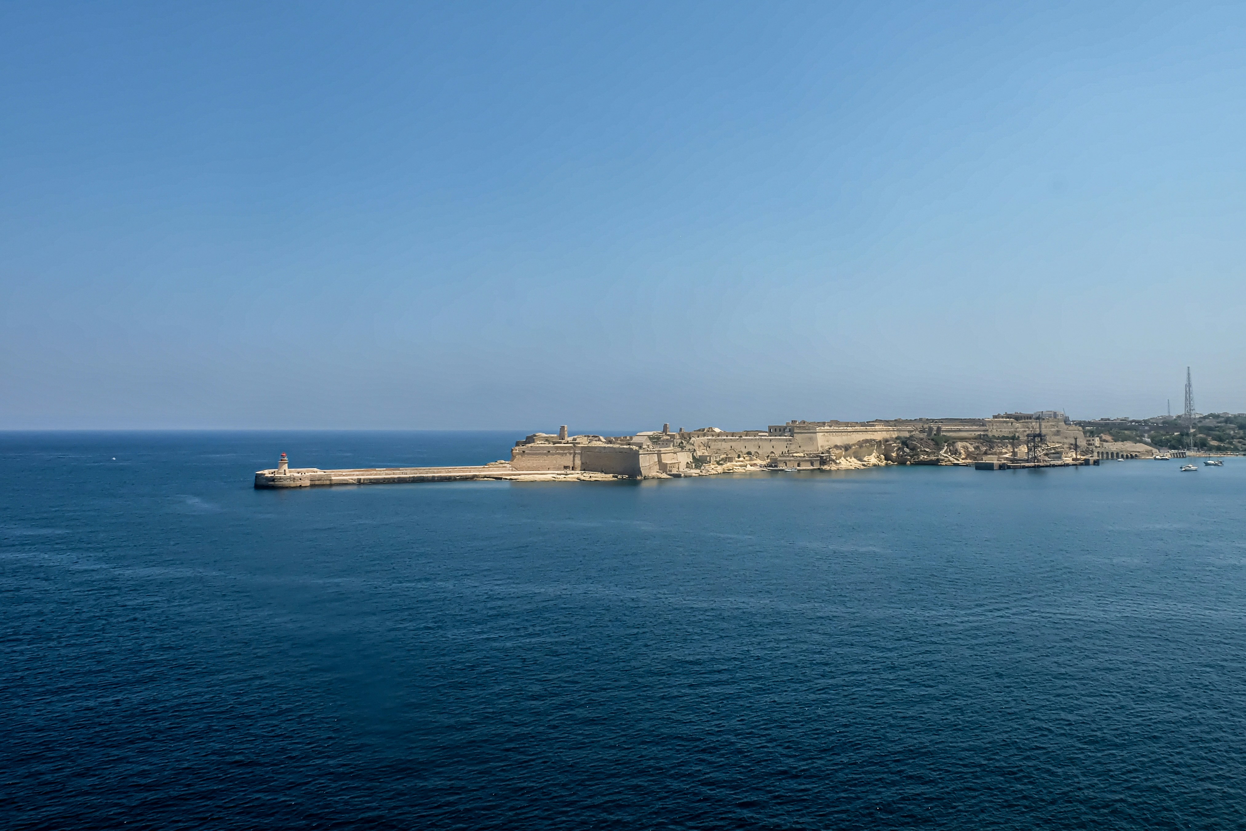 Stay online in the Malta with a prepaid eSIM from eSIMlii. Instant activation, no roaming charges, and reliable coverage.