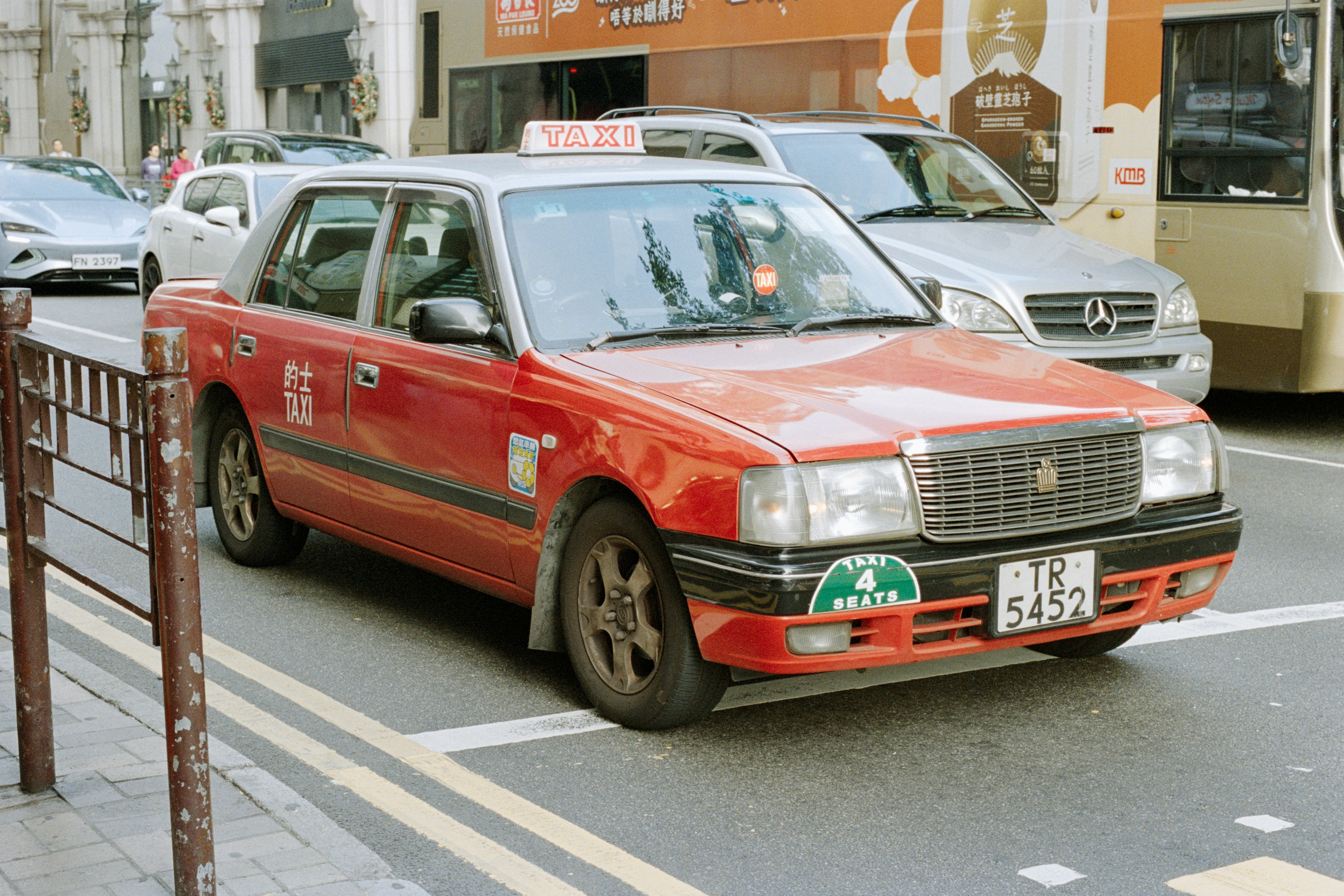 Photo by zhenyao_photo