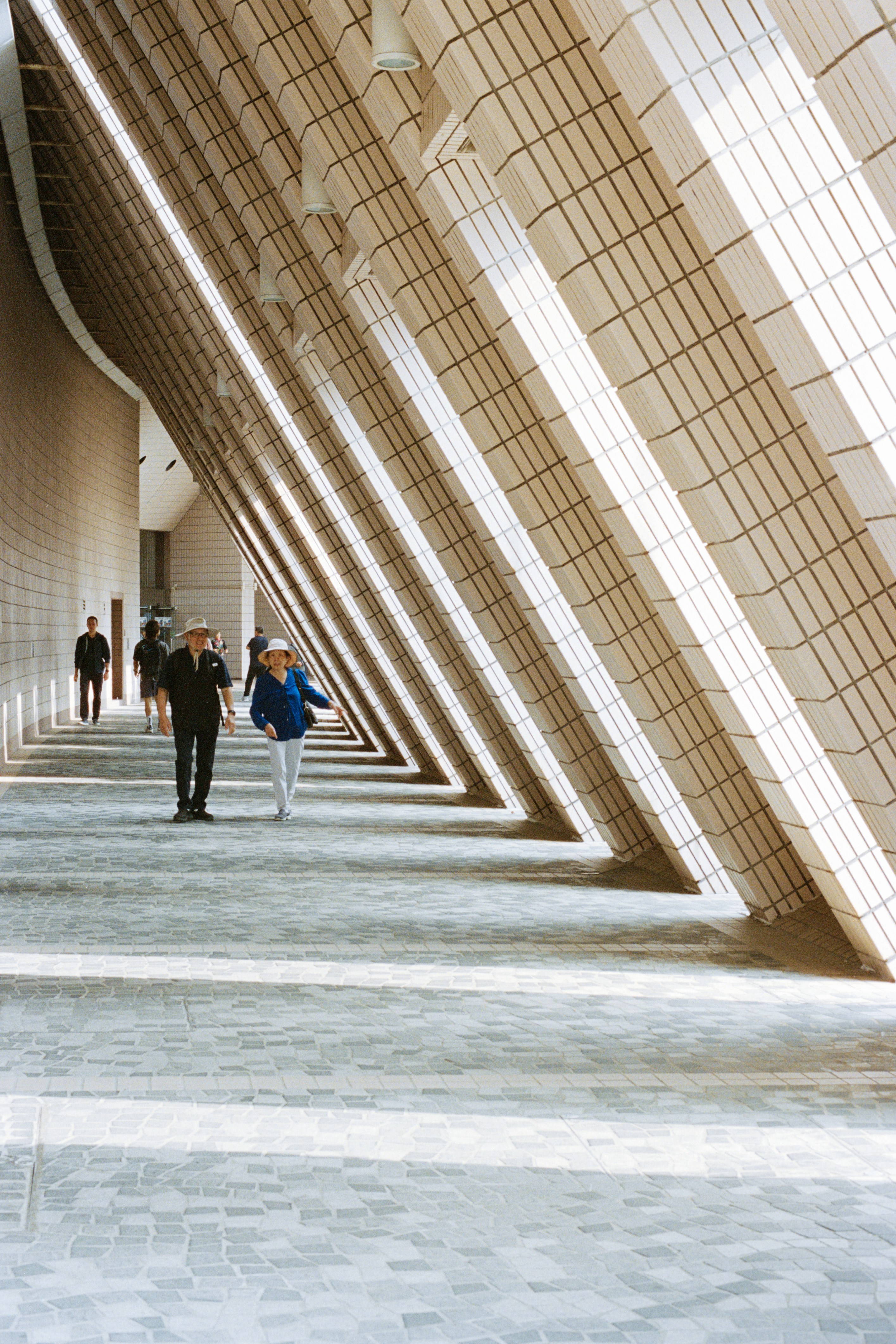 Photo by zhenyao_photo