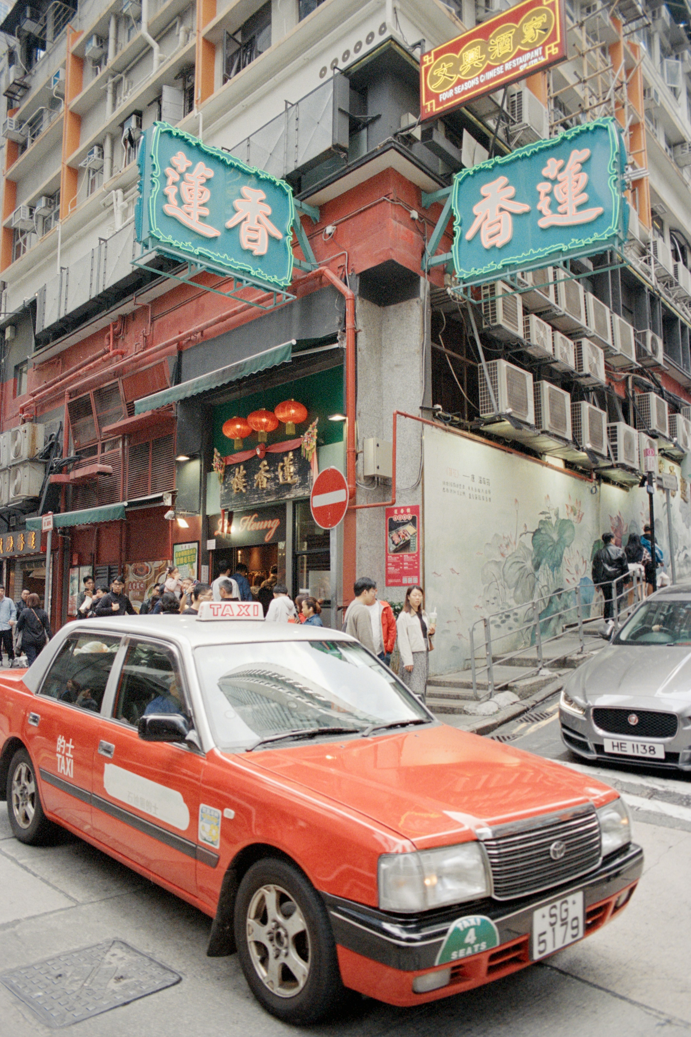 Photo by zhenyao_photo