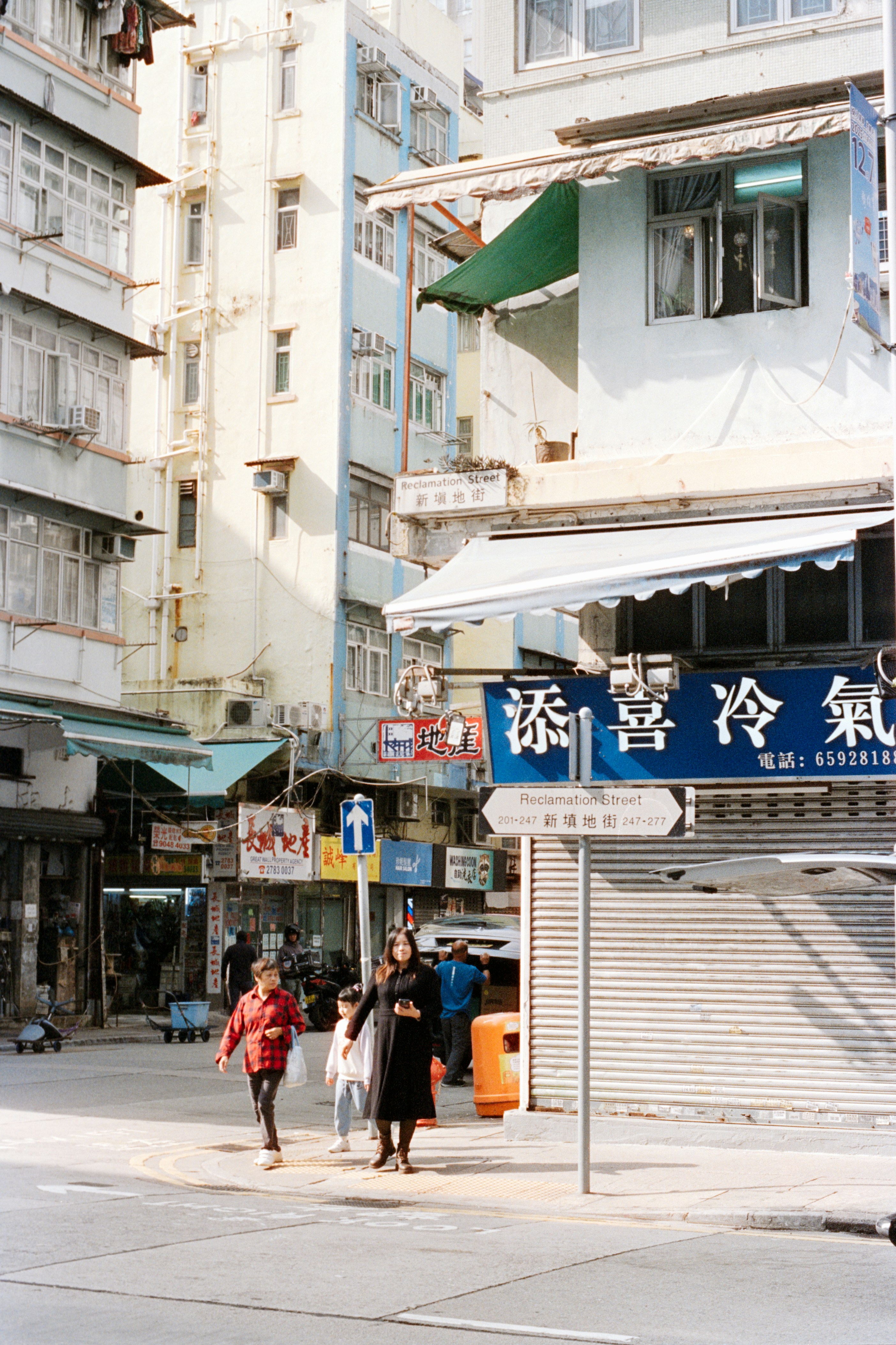 Photo by zhenyao_photo