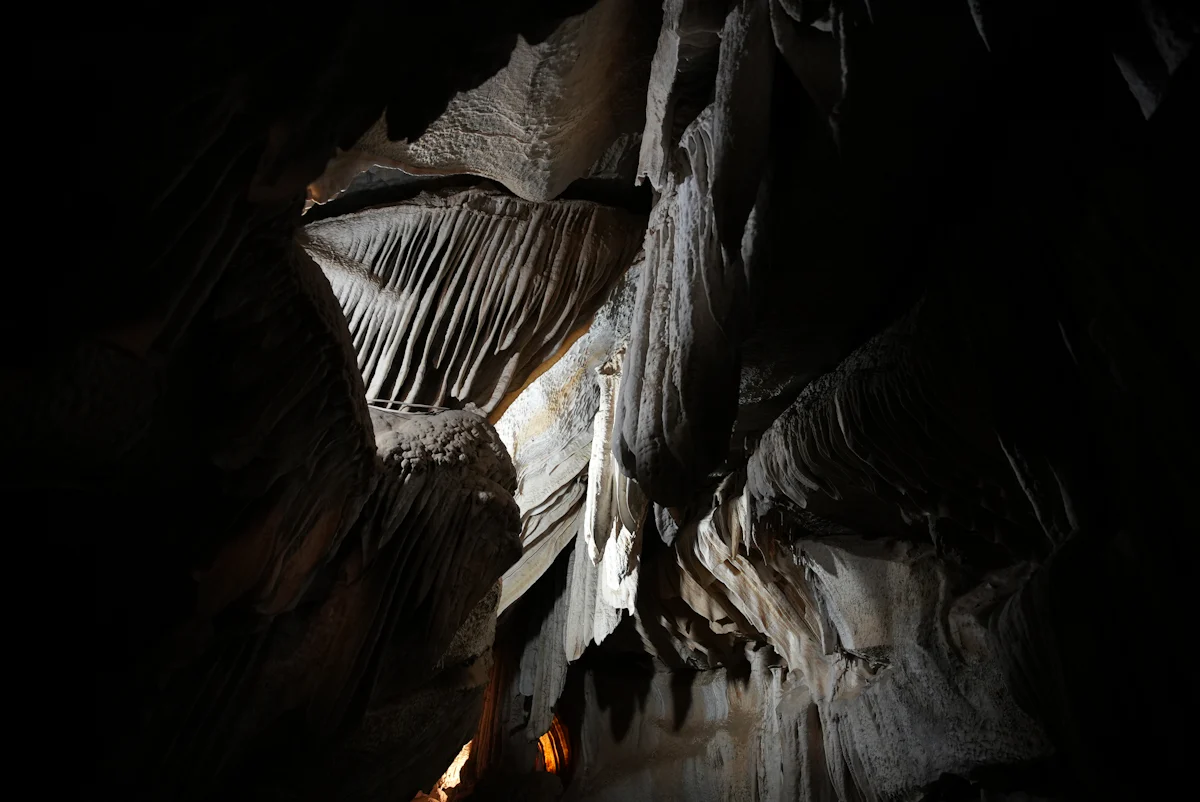 Naida Caves