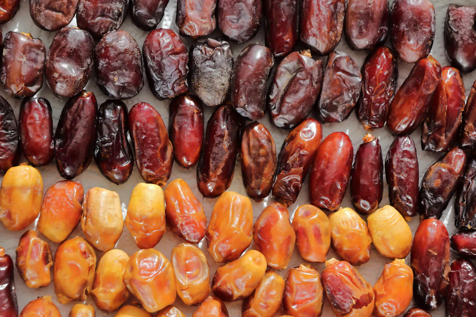 Khejur Bagan-খেজুর বাগান- Dates · খেজুরের দোকান — আমাদের কথা
