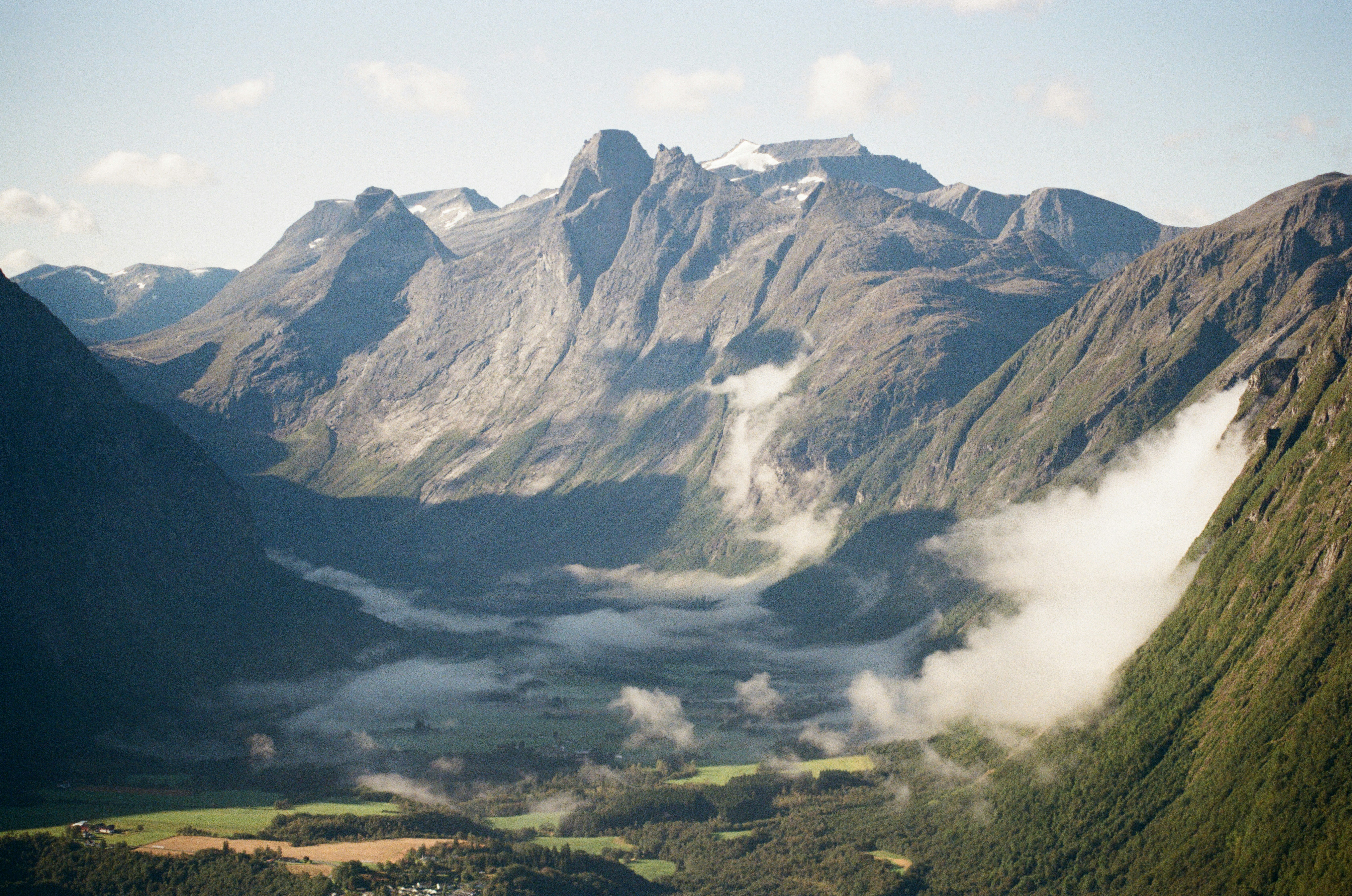 Photo by bernhardbar